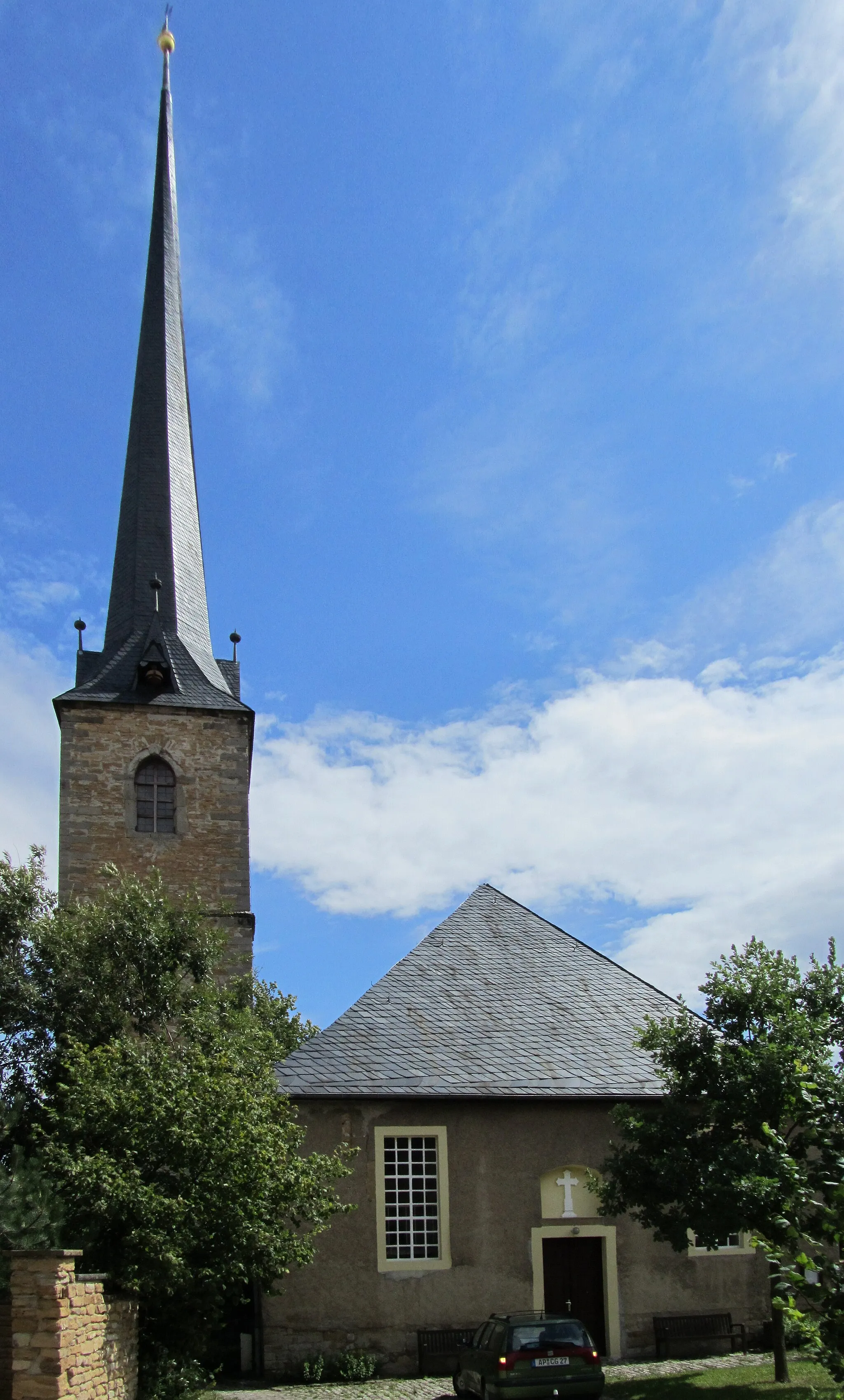 Photo showing: Die Kirche von Neumark bei Weimar (Thüringen).