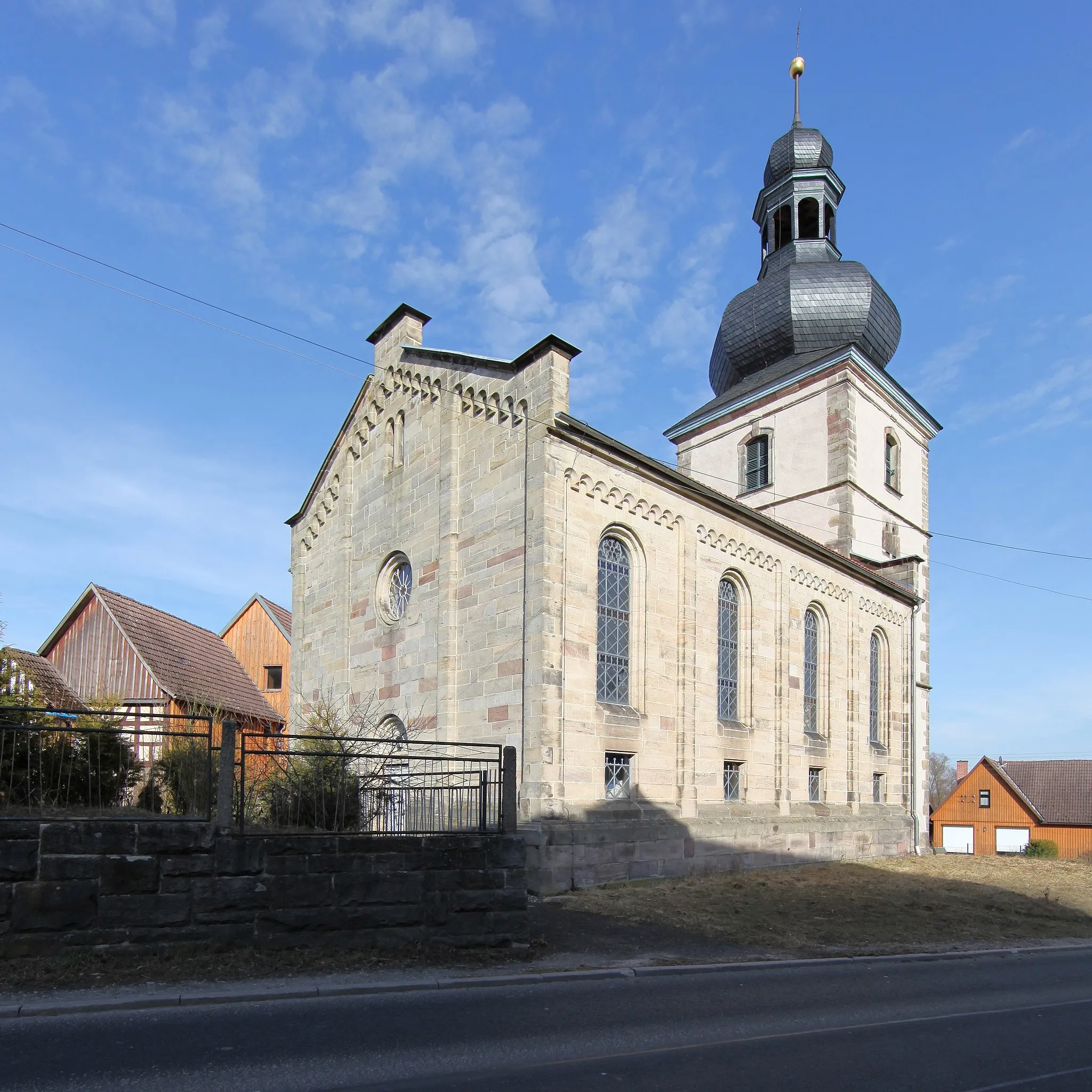 Photo showing: Ev. Kirche St. Wigbert in Häselrieth
