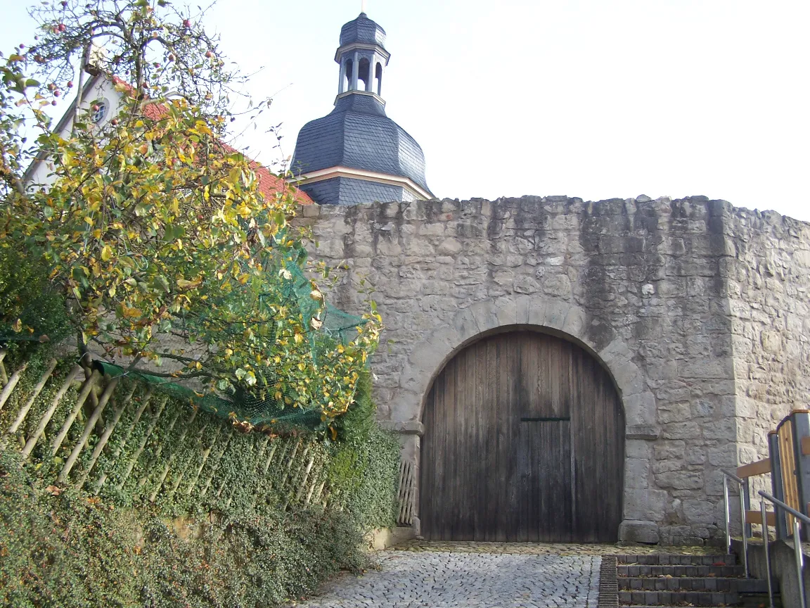 Photo showing: The gateway to the church.