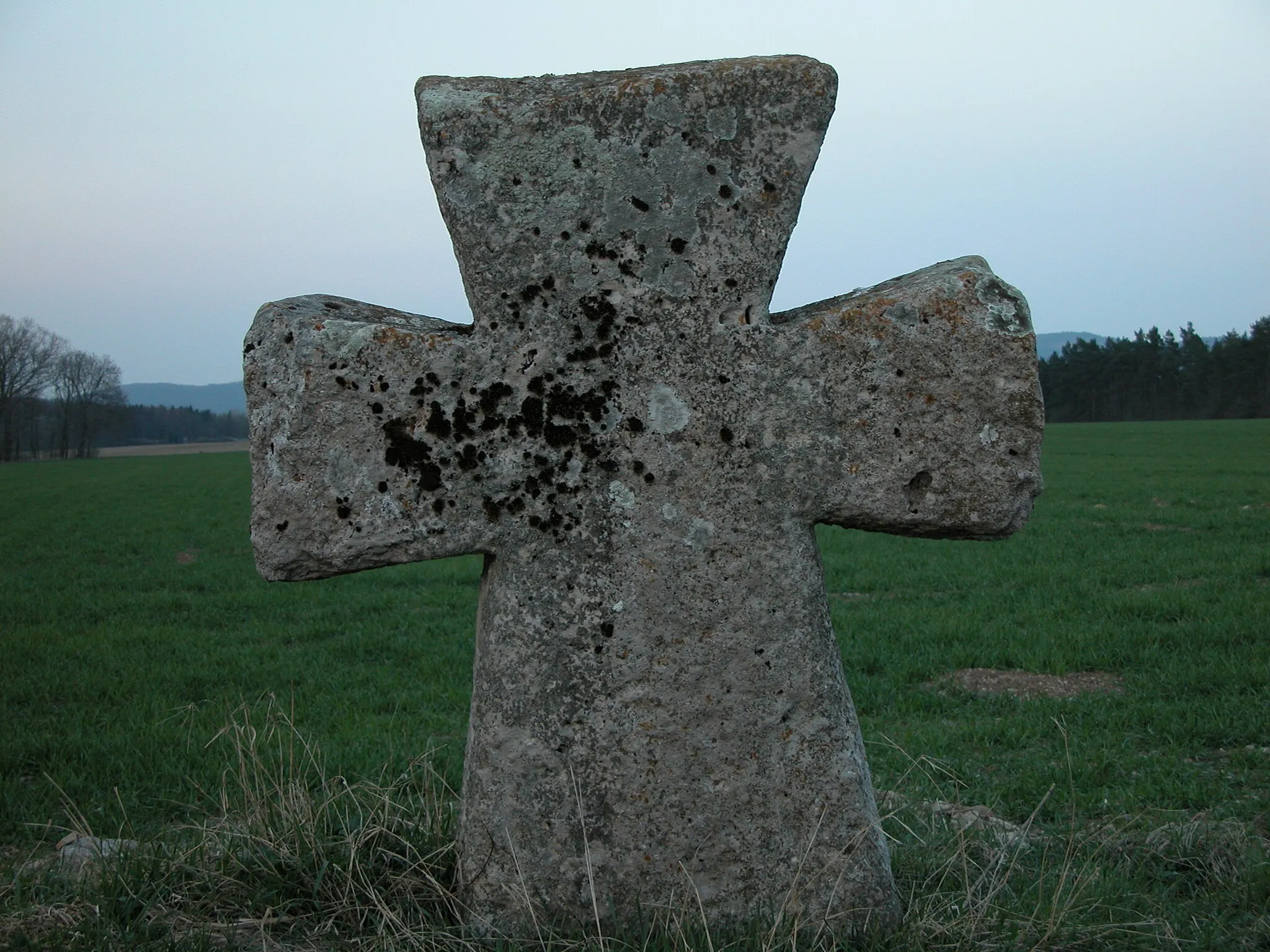 Photo showing: Steinkreuz Liebenstein 2003