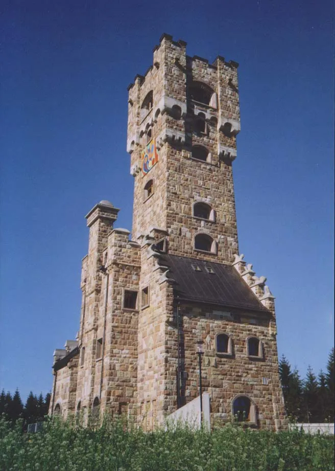 Photo showing: Watch tower on the hill Wetzstein in Thuringia, exact copy of watchtower on Praděd, that collapsed in 1959