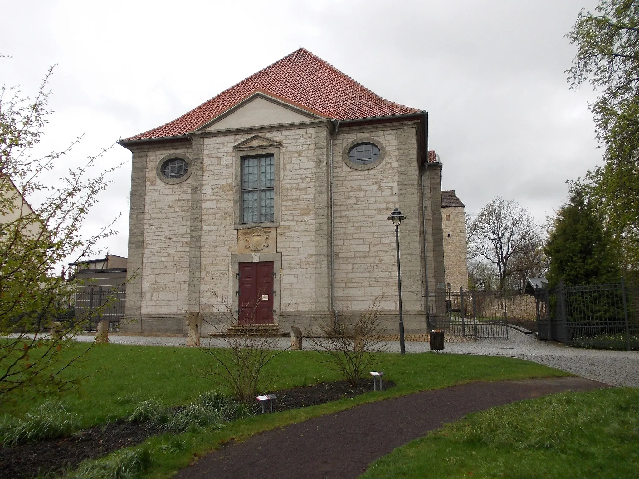 Photo showing: Holy Trinity God's Acre Church in Bad Langensalza (Unstrut-Hainich-Kreis, Thuringia)