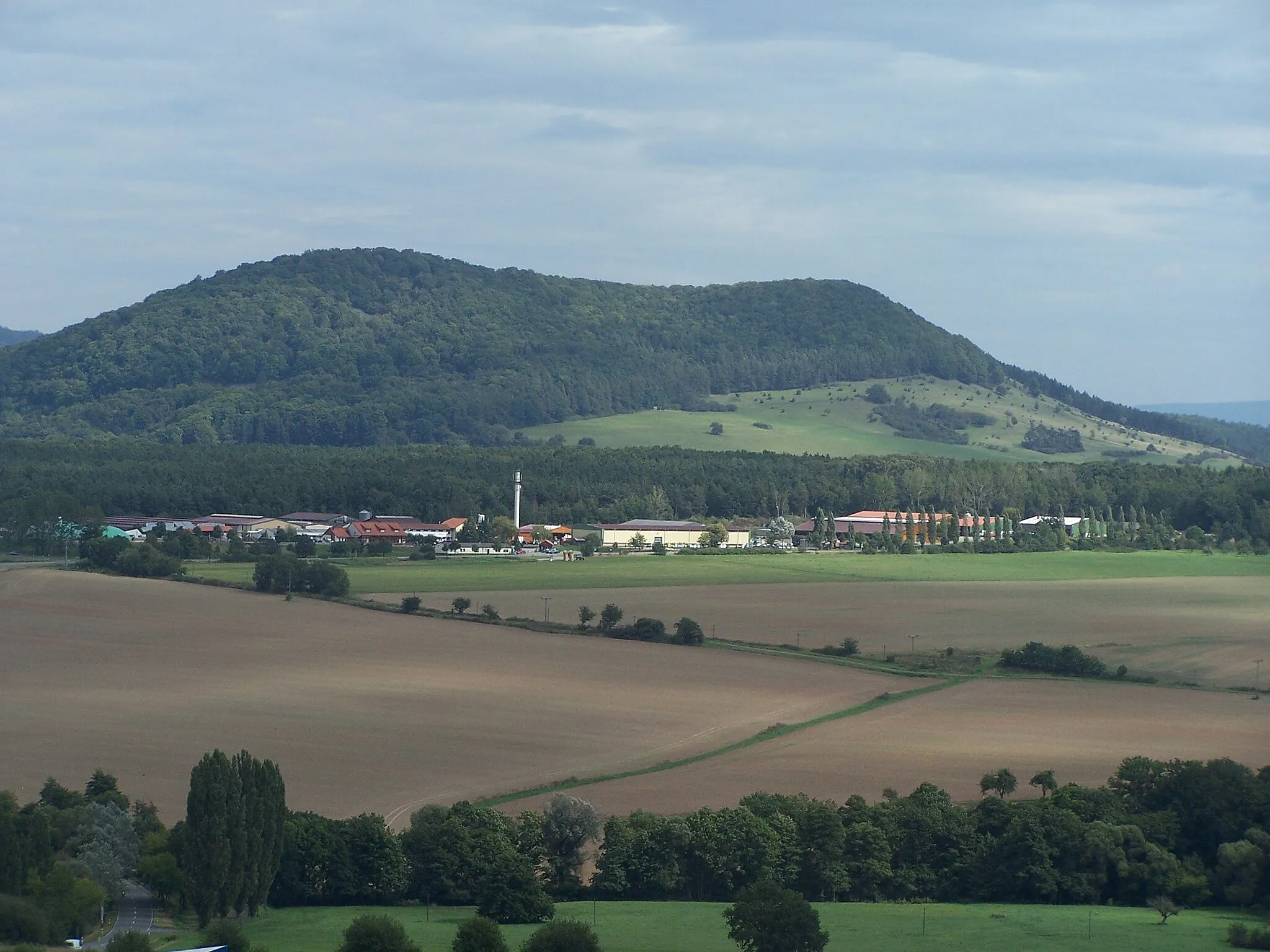 Photo showing: Ansichten und Impressionen vom Gewerbegebiet am Lindig bei Dermbach in der Rhön.