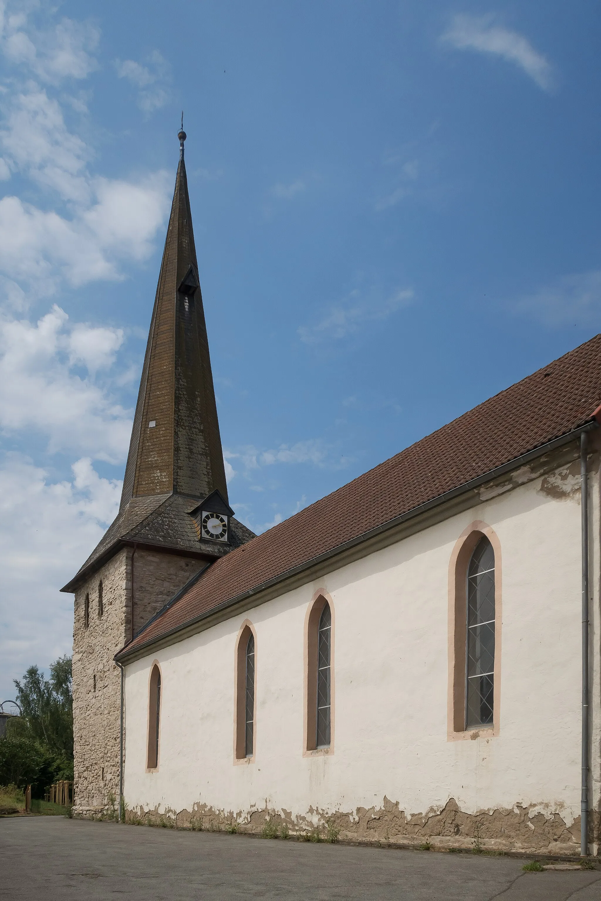 Photo showing: Bartolfelde, church: die evangelische Sankt-Bartholdi-Kirche