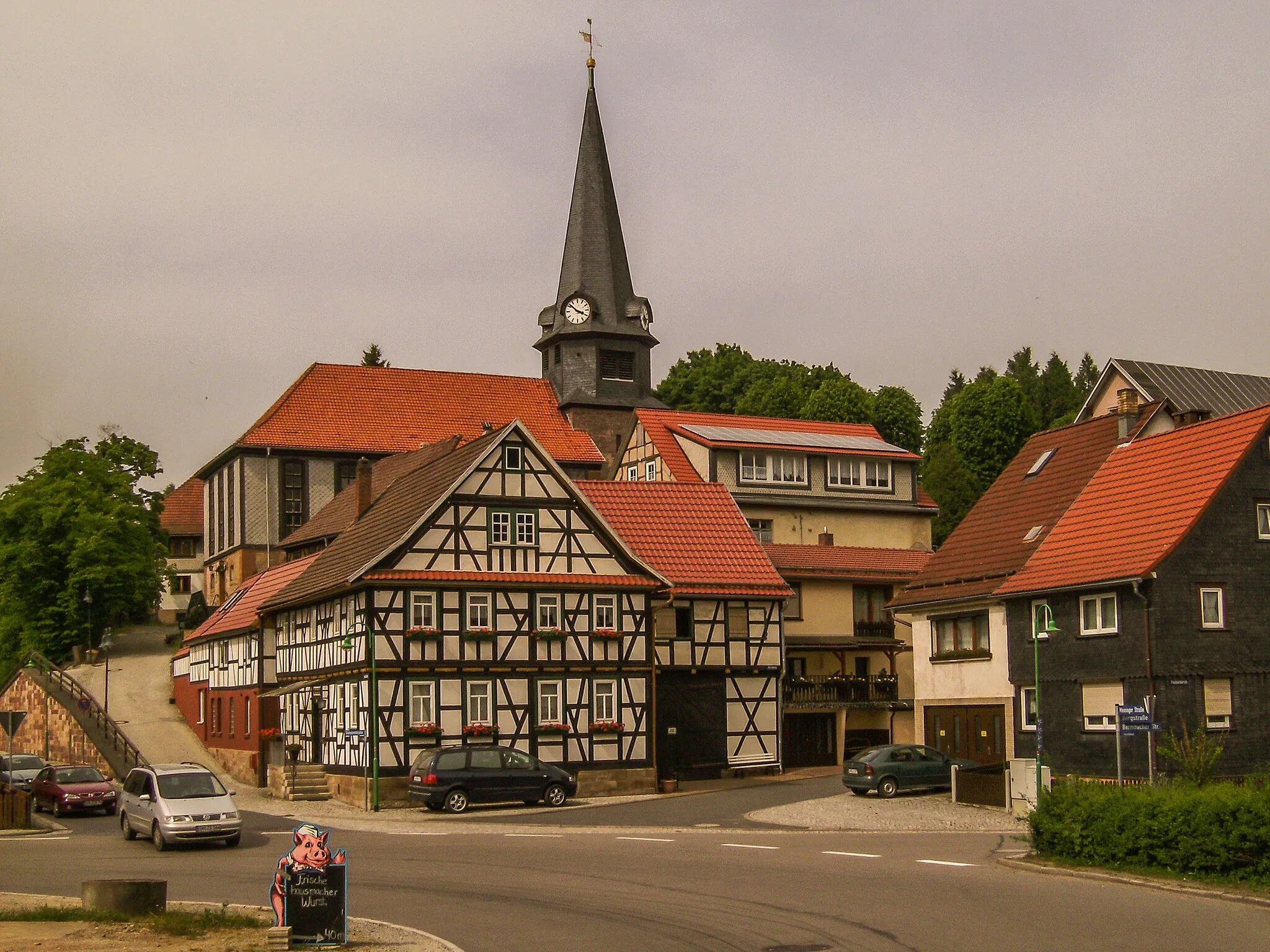 Photo showing: Viernau, church
