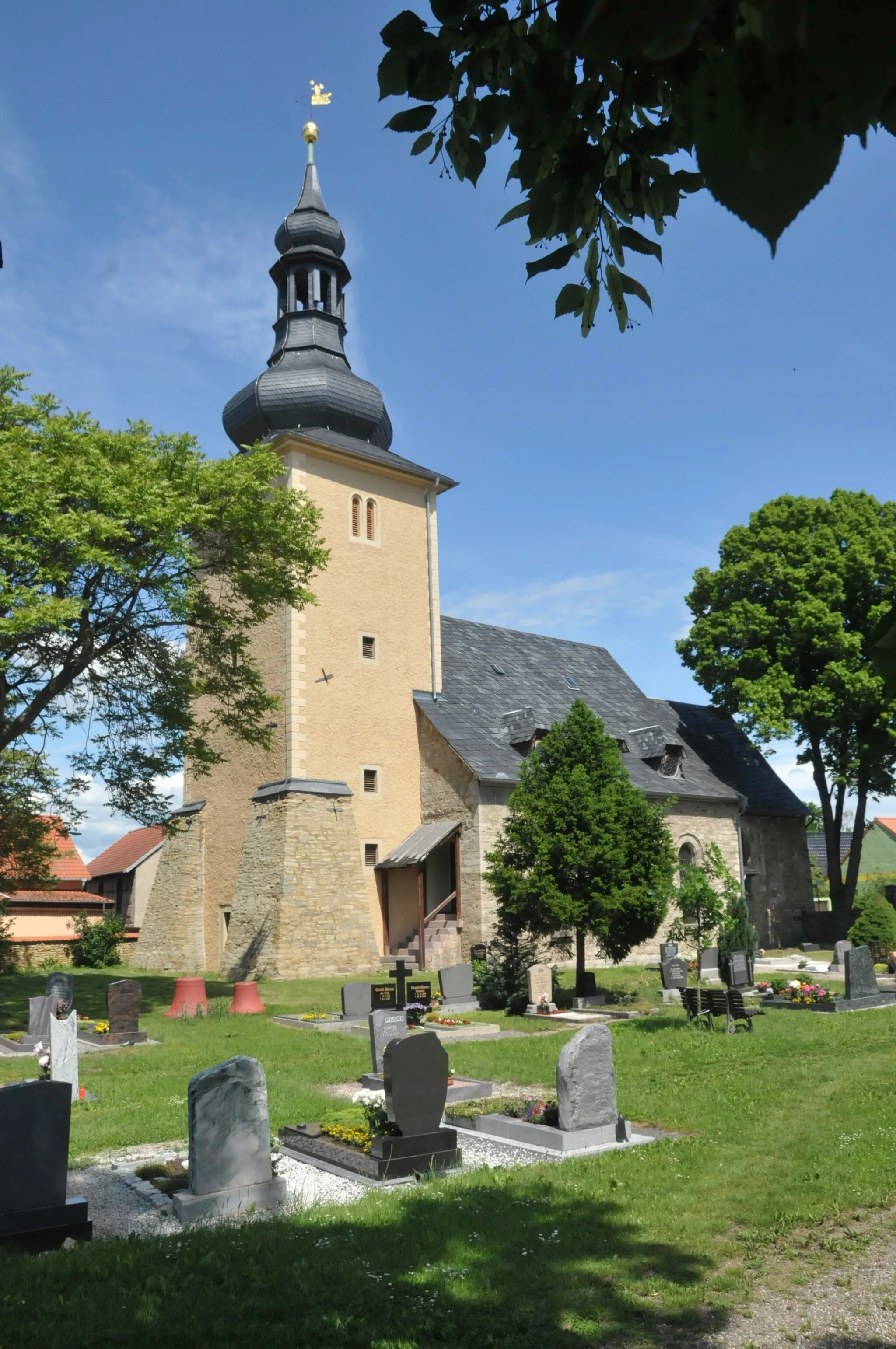 Photo showing: Orlishausen, Heilandskirche