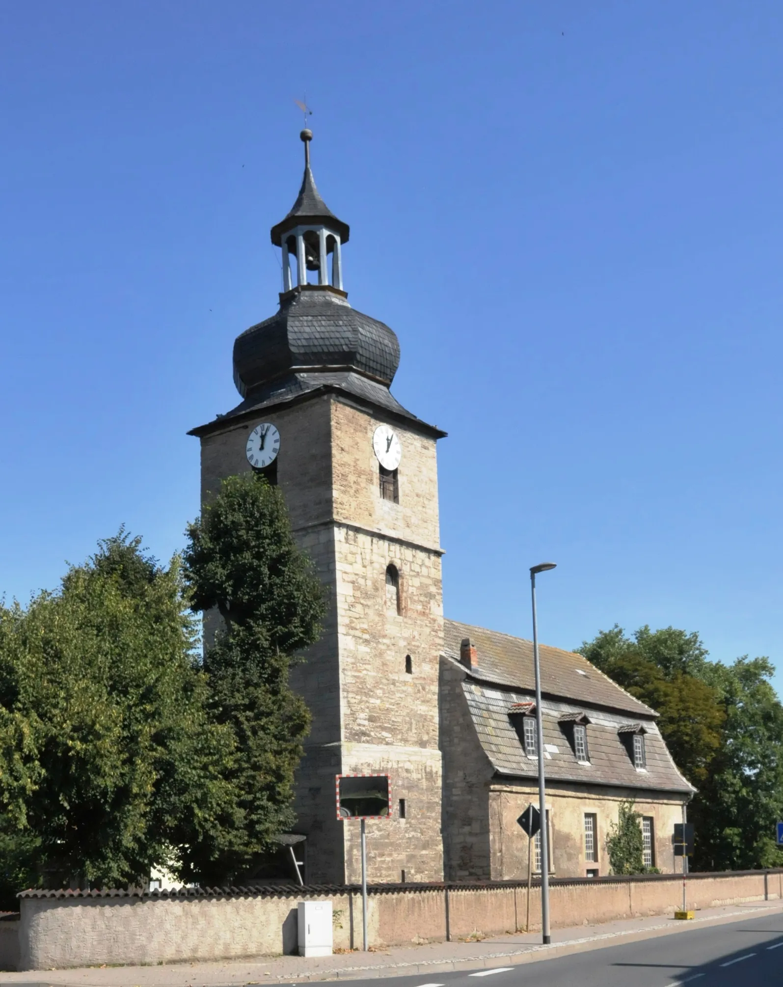 Photo showing: Tunzenhausen, Kirche