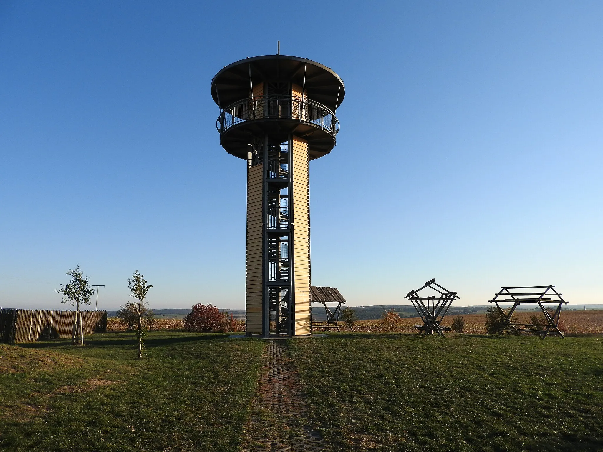 Photo showing: Aussichtsturm Kreuztanne bei Altgernsdorf, Thüringen