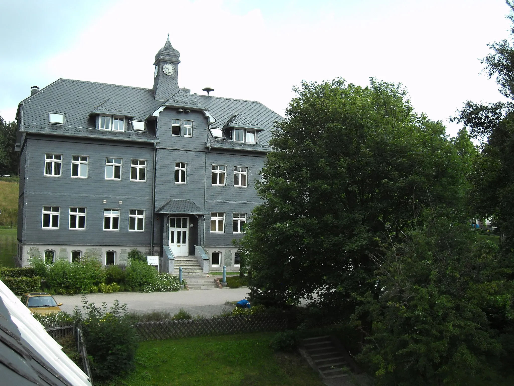 Photo showing: Ehemalige Schule von Ernstthal am Rennsteig, heute Kontext Ilmenau