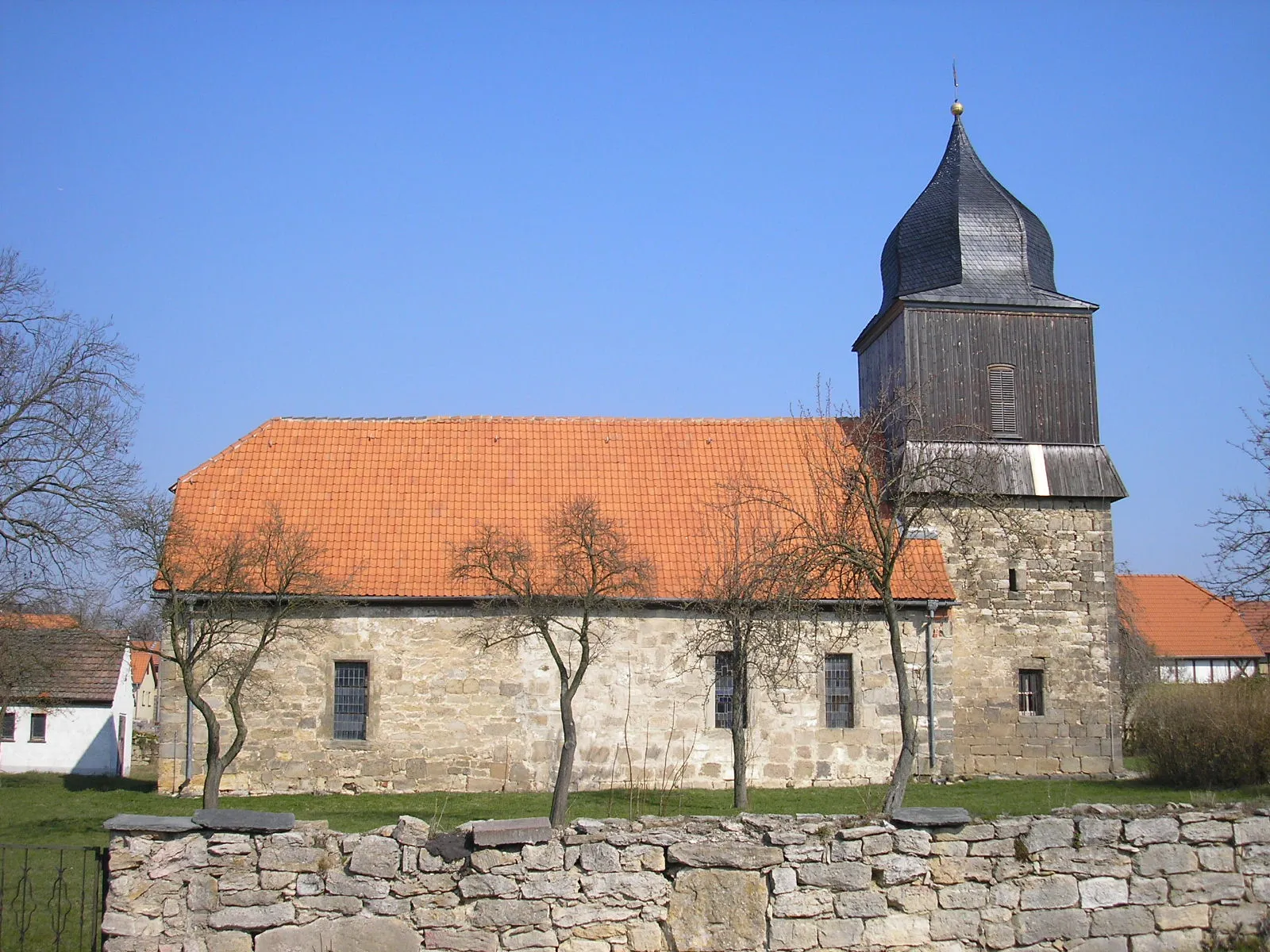 Photo showing: Die Kirche von Nahwinden (Thüringen).