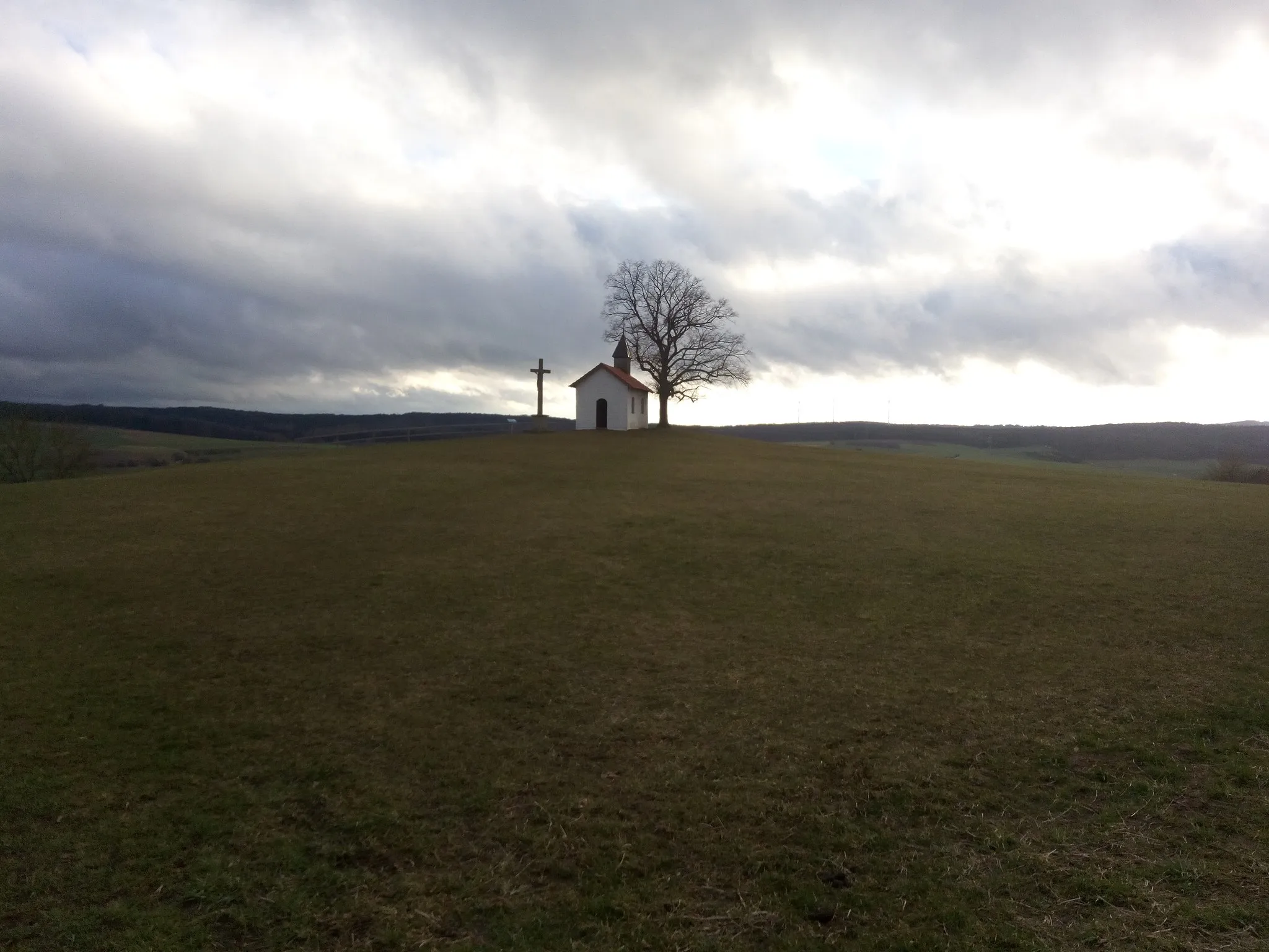 Photo showing: Die 14 Nothelferkapelle auf dem Linsberg von Hofaschenbach.