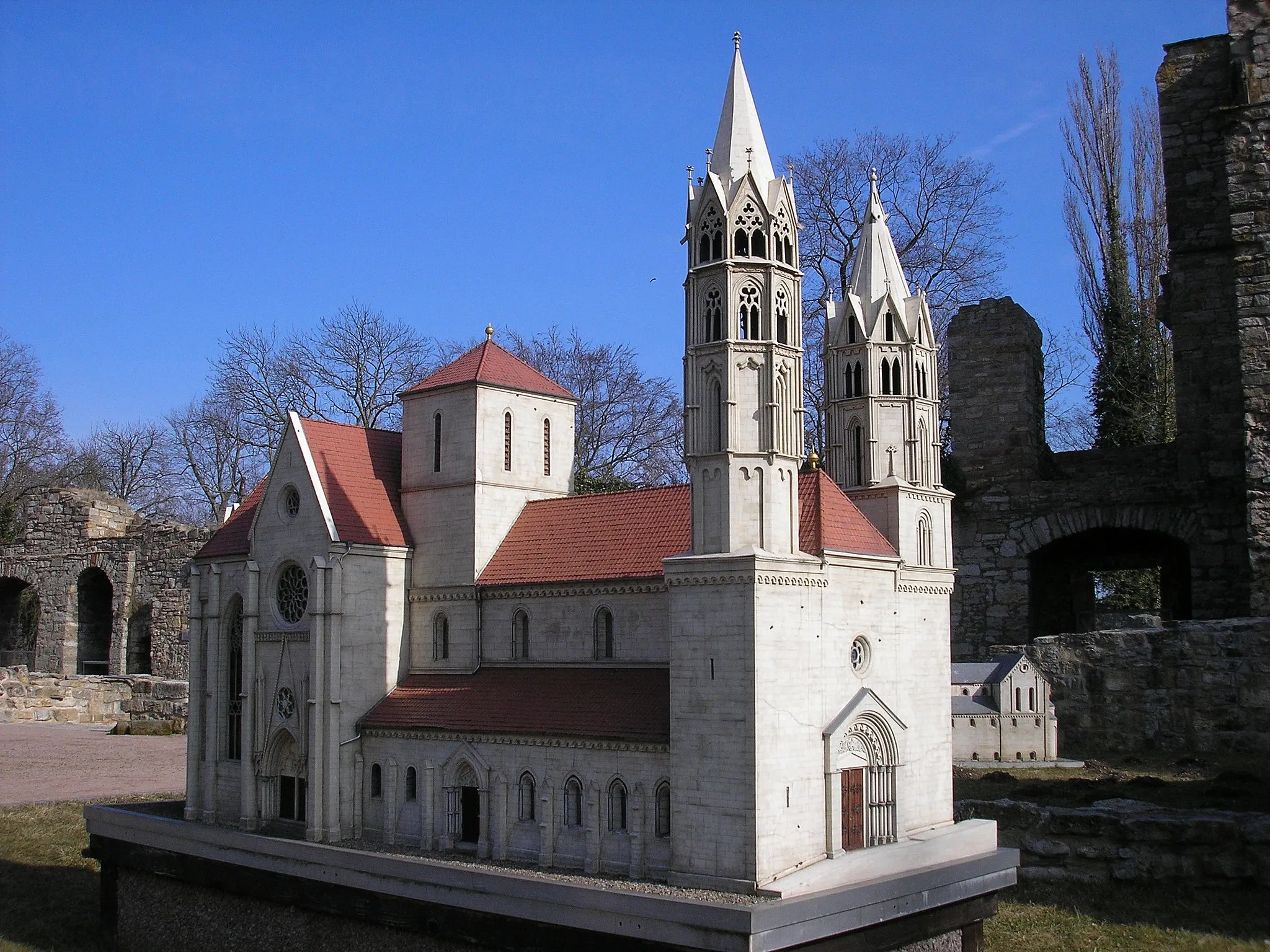 Photo showing: Das Modell der Liebfrauenkirche in der Schlossruine in Arnstadt (Thüringen).