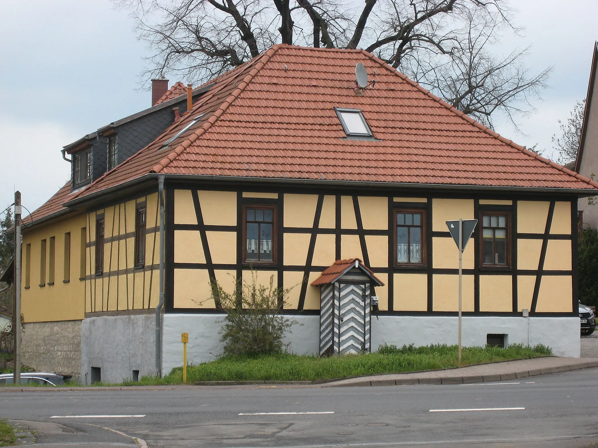 Photo showing: Haus Marlishäuser Straße 1
