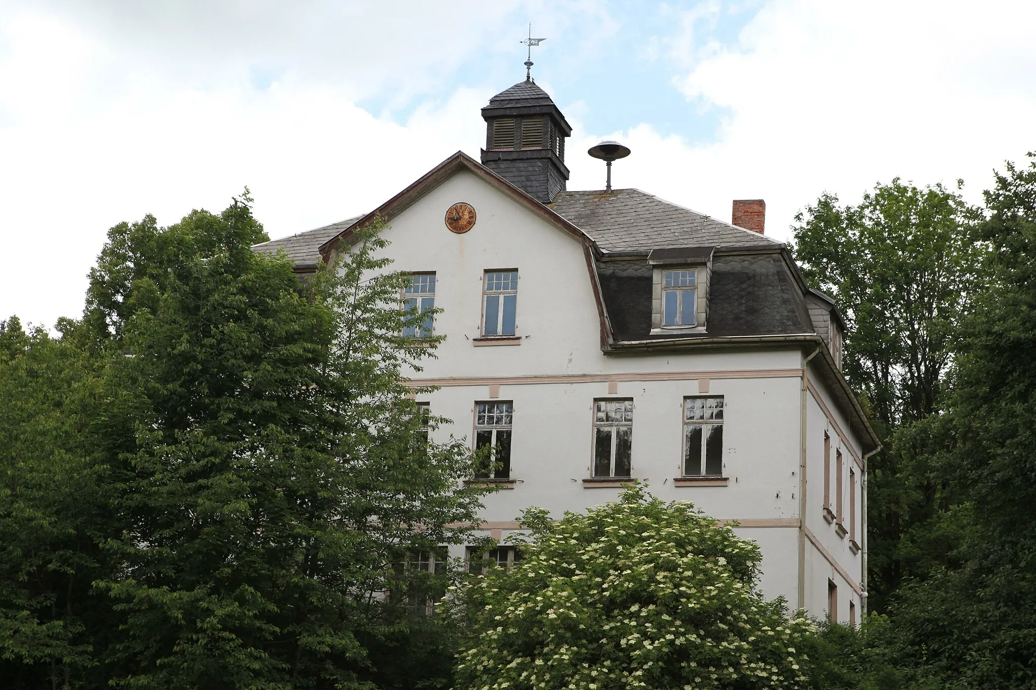 Photo showing: Ehemalige Schule, Truckenthal, OT von Schalkau, im Landkreis Sonneberg