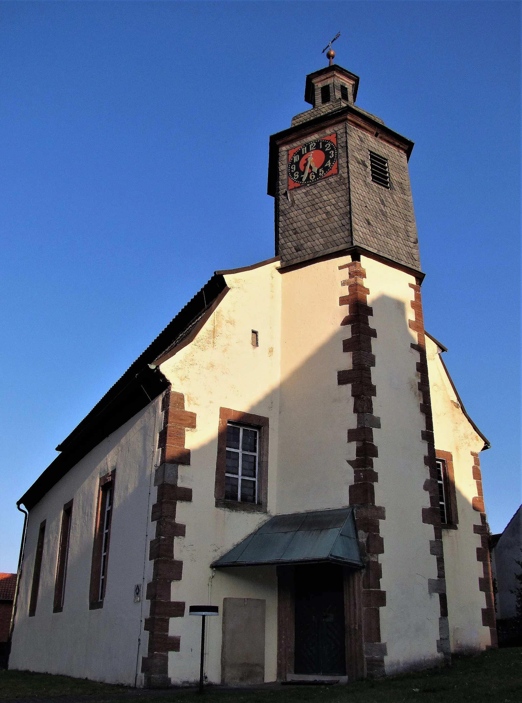 Photo showing: Kirche aus Richtung Nord-West