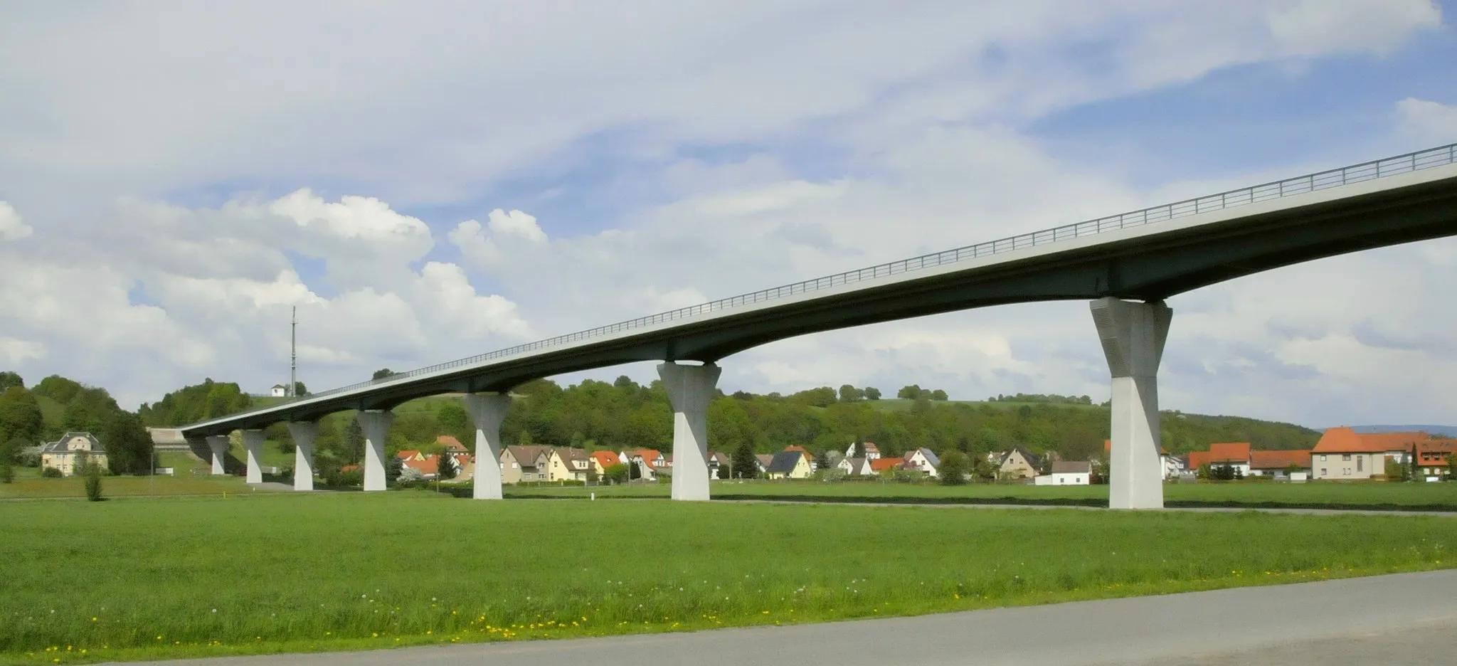 Photo showing: Niederschmalkalden, Schmalkaldetalbrücke der B 19