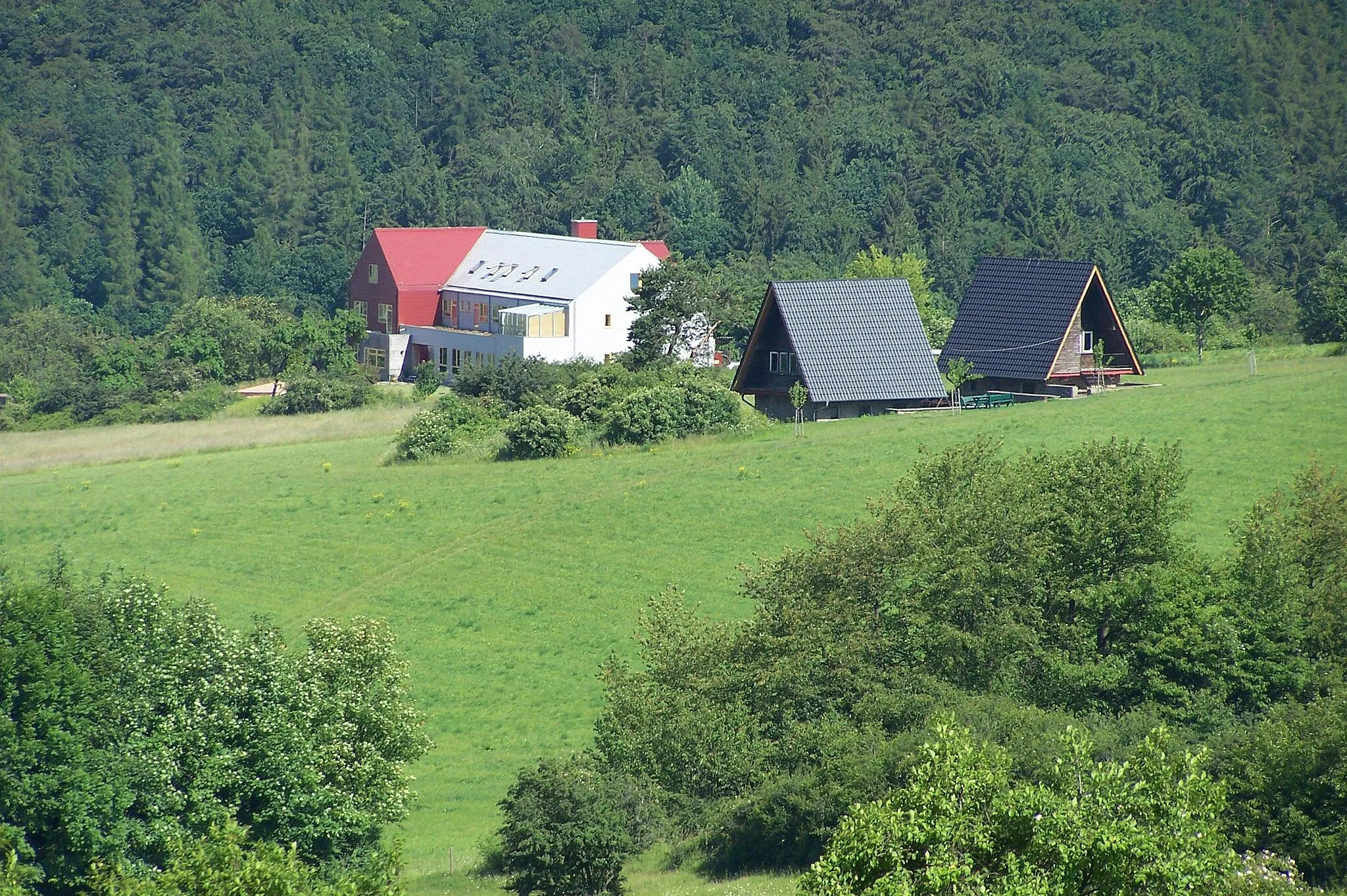 Photo showing: The so called Dharmazentrum-Möhra a buddhistic location in Thuringia.