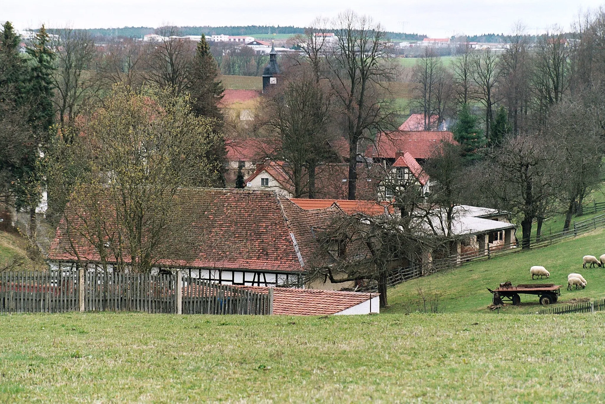 Photo showing: Lindenkreuz, view to the village