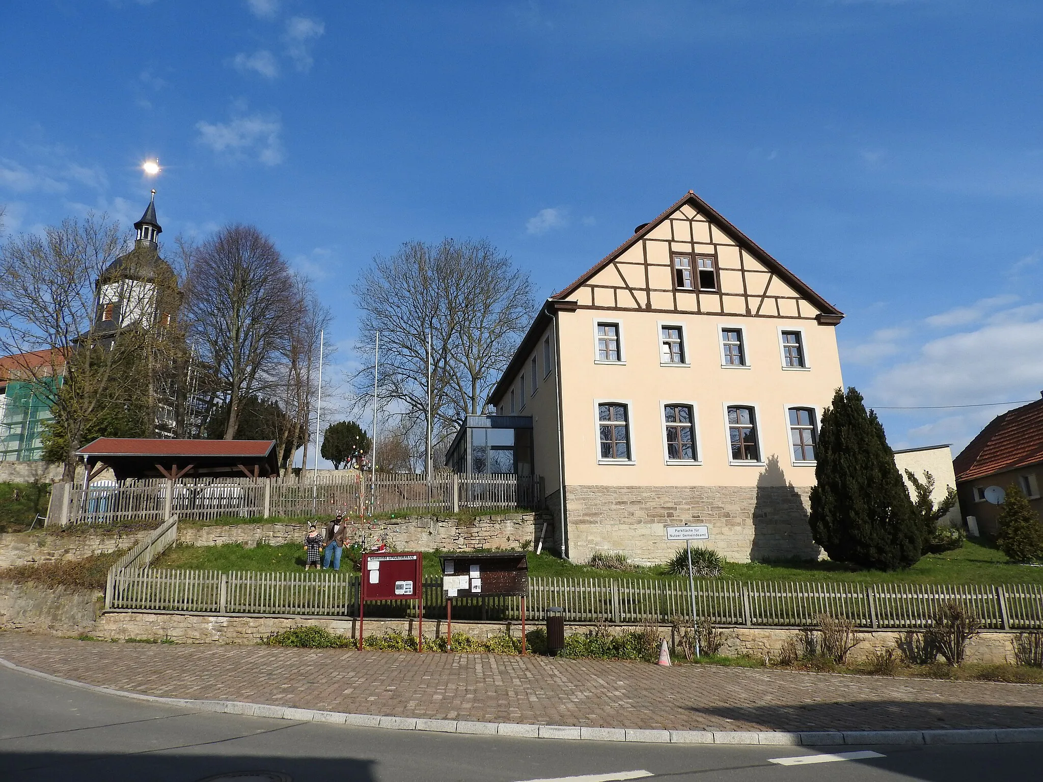 Photo showing: Lindenkreuz in Thüringen