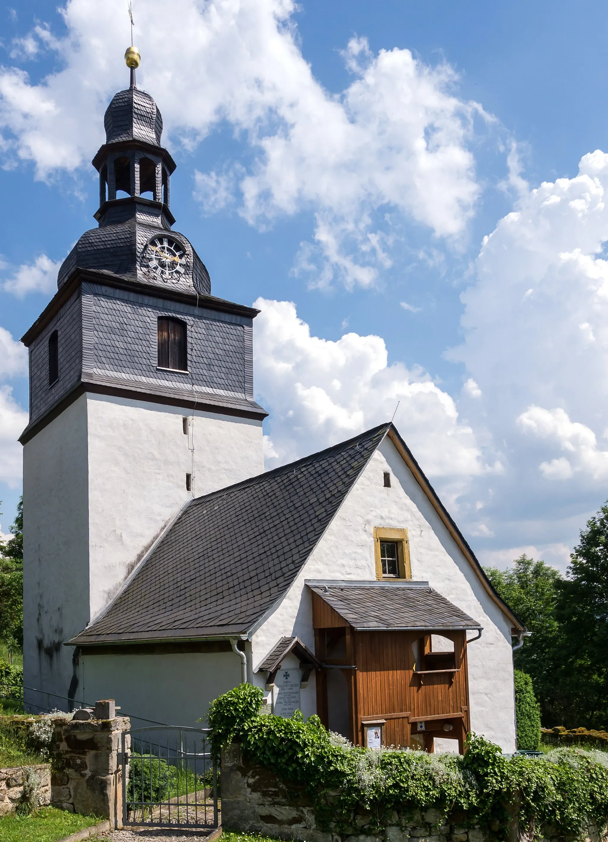 Photo showing: Kirche Großgölitz 1