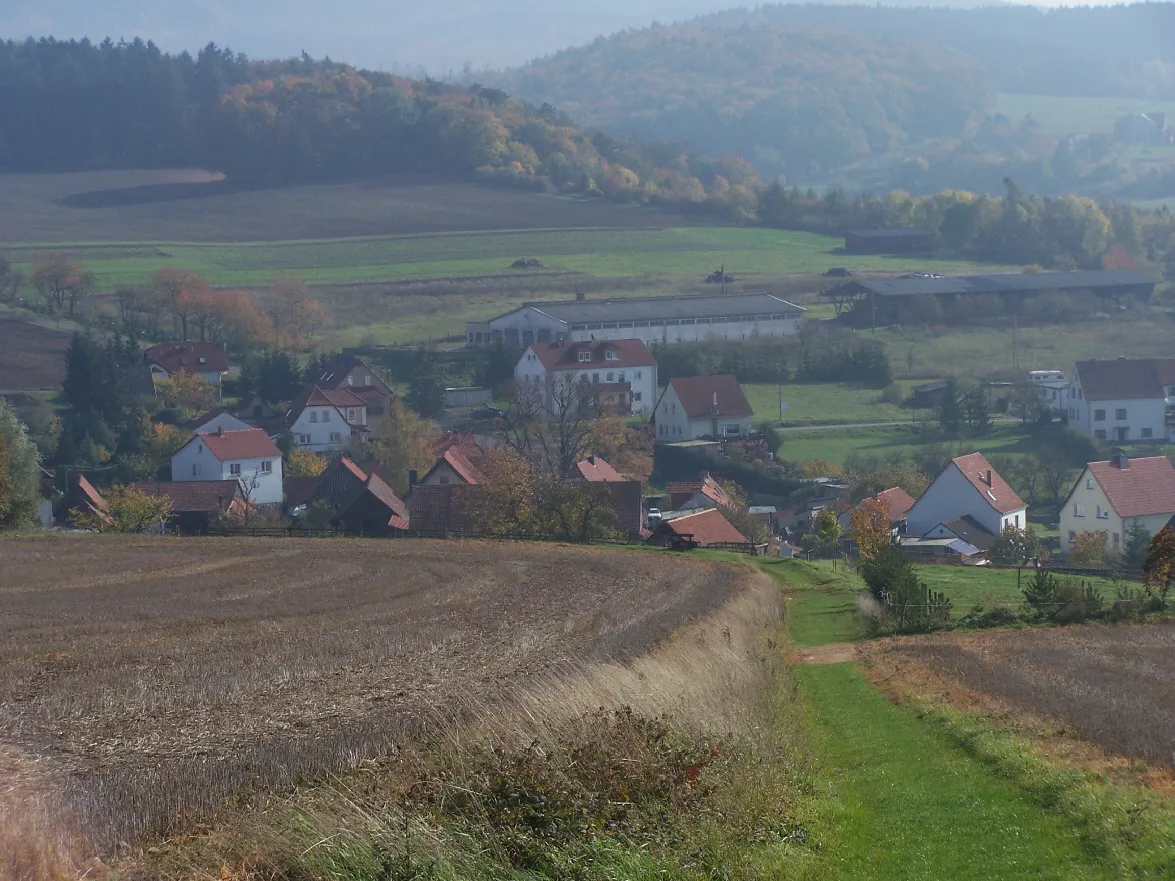 Photo showing: A view of Kupfersuhl village.