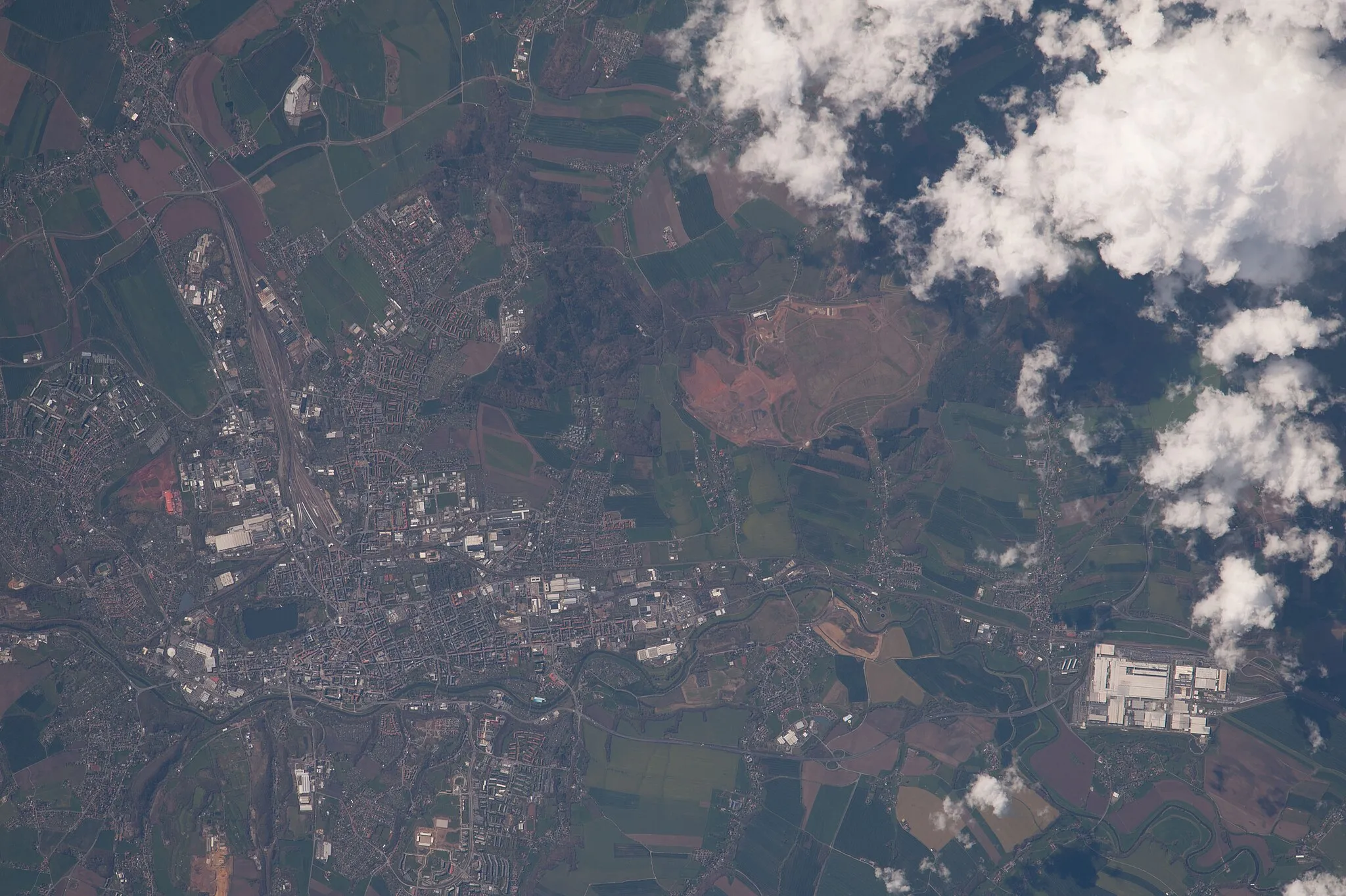 Photo showing: View of Earth taken during ISS Expedition 47.