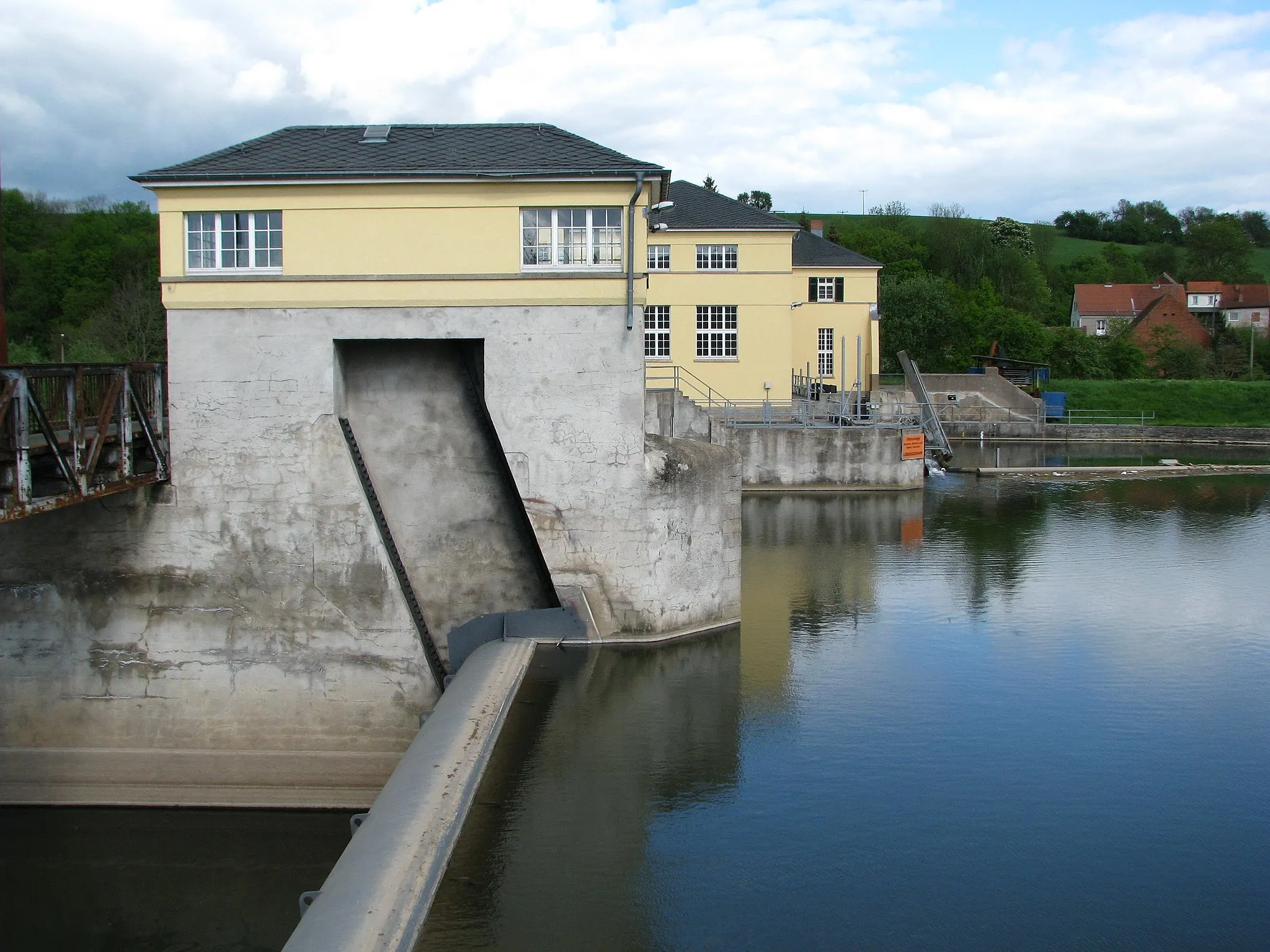 Photo showing: Wasserkraftwerk bei Spichra (Werra).