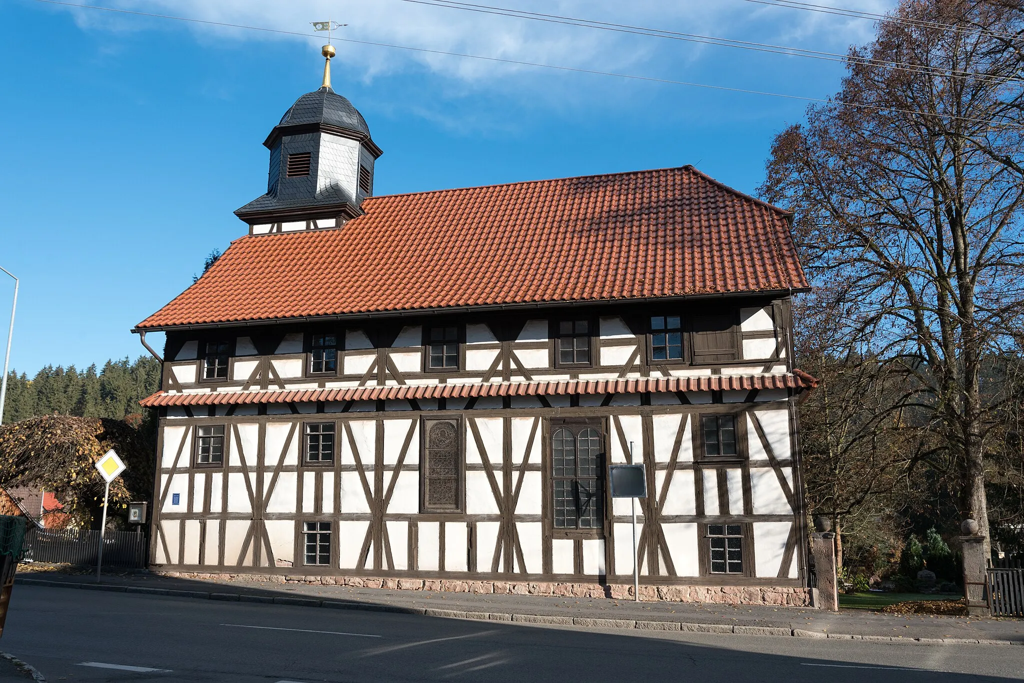 Photo showing: Suhl, Kirche Mäbendorf