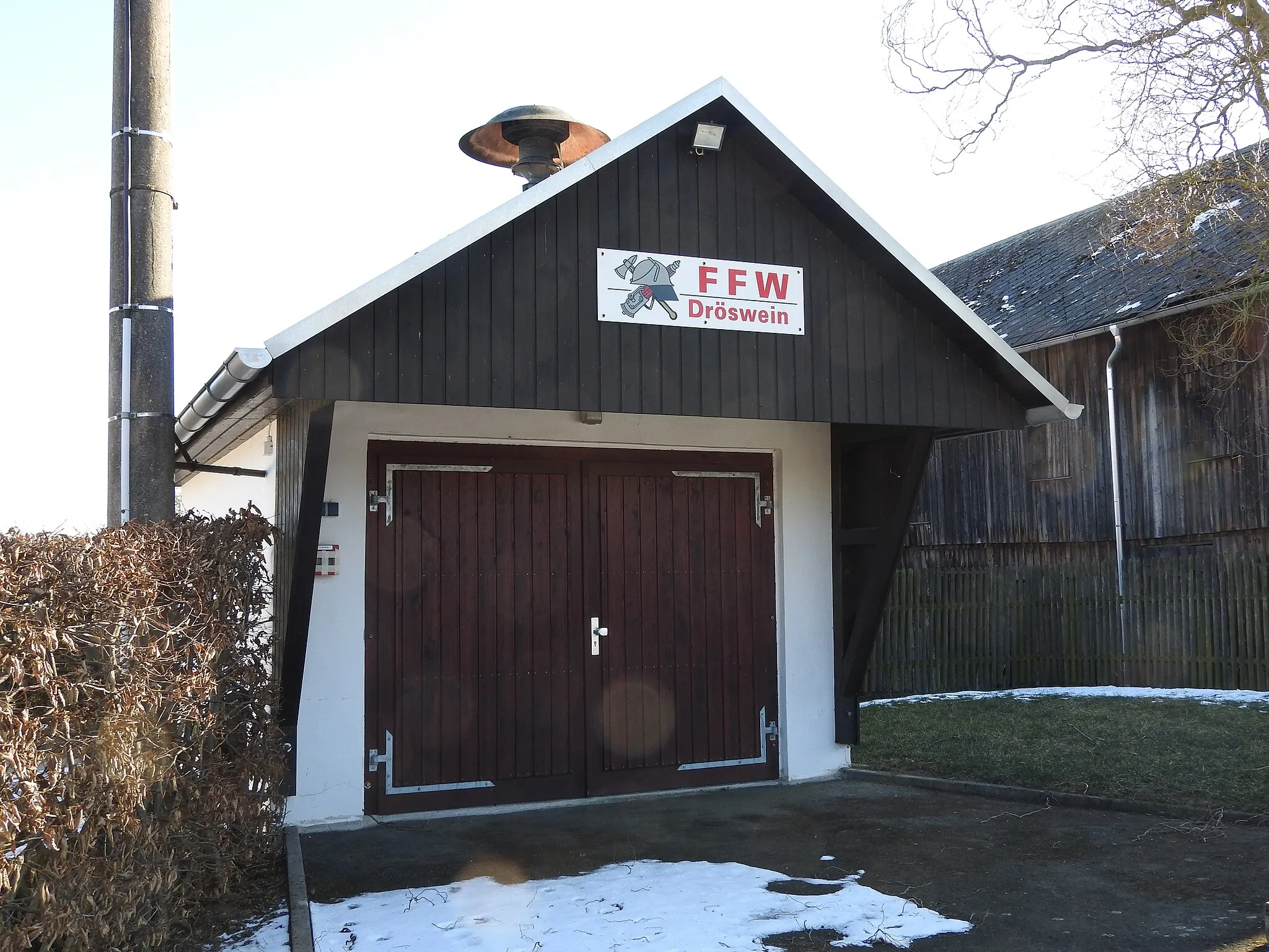 Photo showing: Feuerwehrgerätehaus in Dröswein, Schleiz, Thüringen