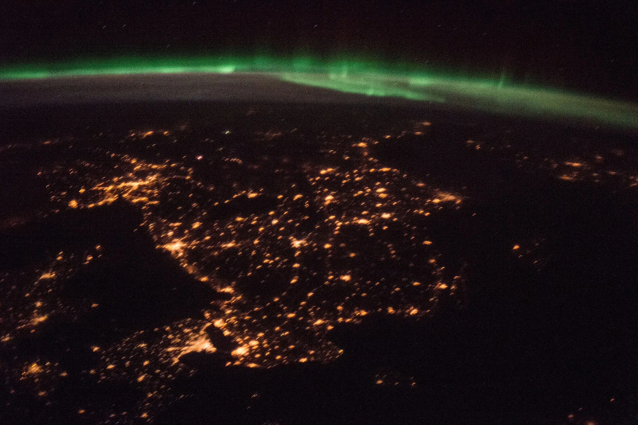 Photo showing: View of Earth taken during ISS Expedition 42.