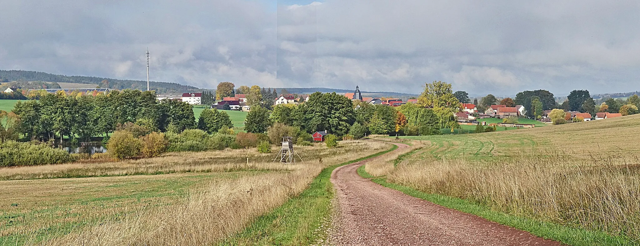 Photo showing: Blick vom Werra-Eltetal-Radweg auf Witzelroda