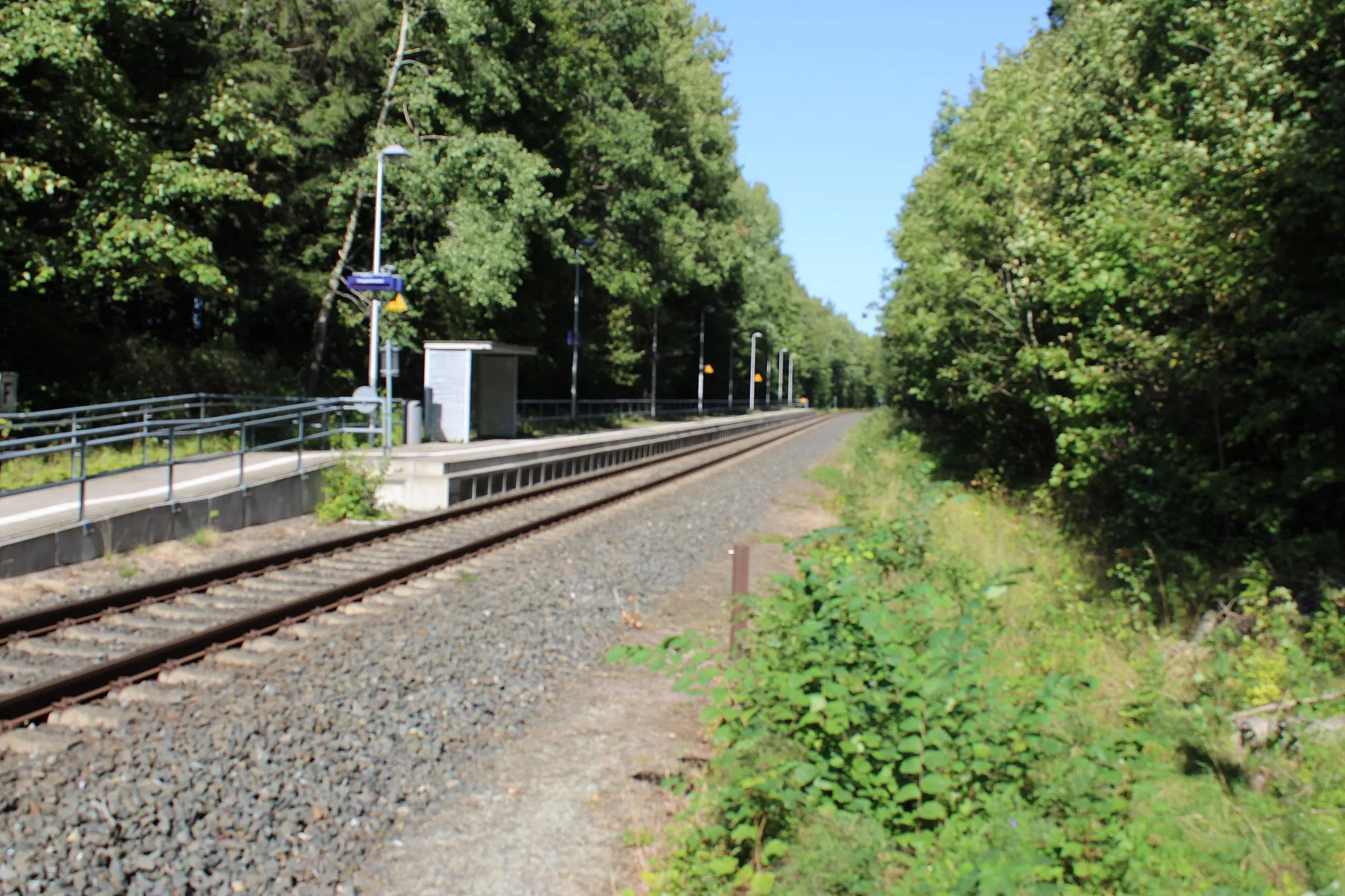 Photo showing: train station Dörrberg