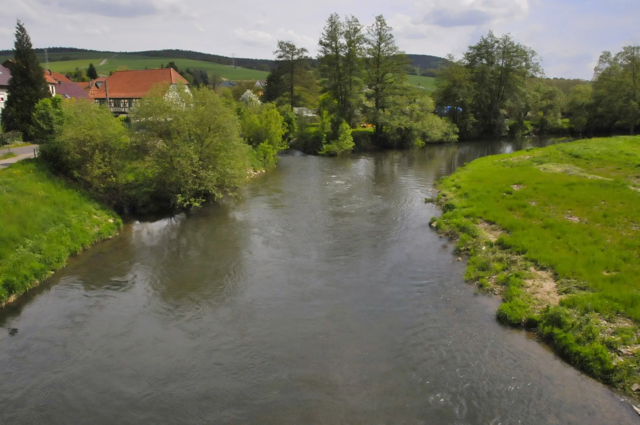 Photo showing: Schwallungen, Werra mit Mühlbachmündung