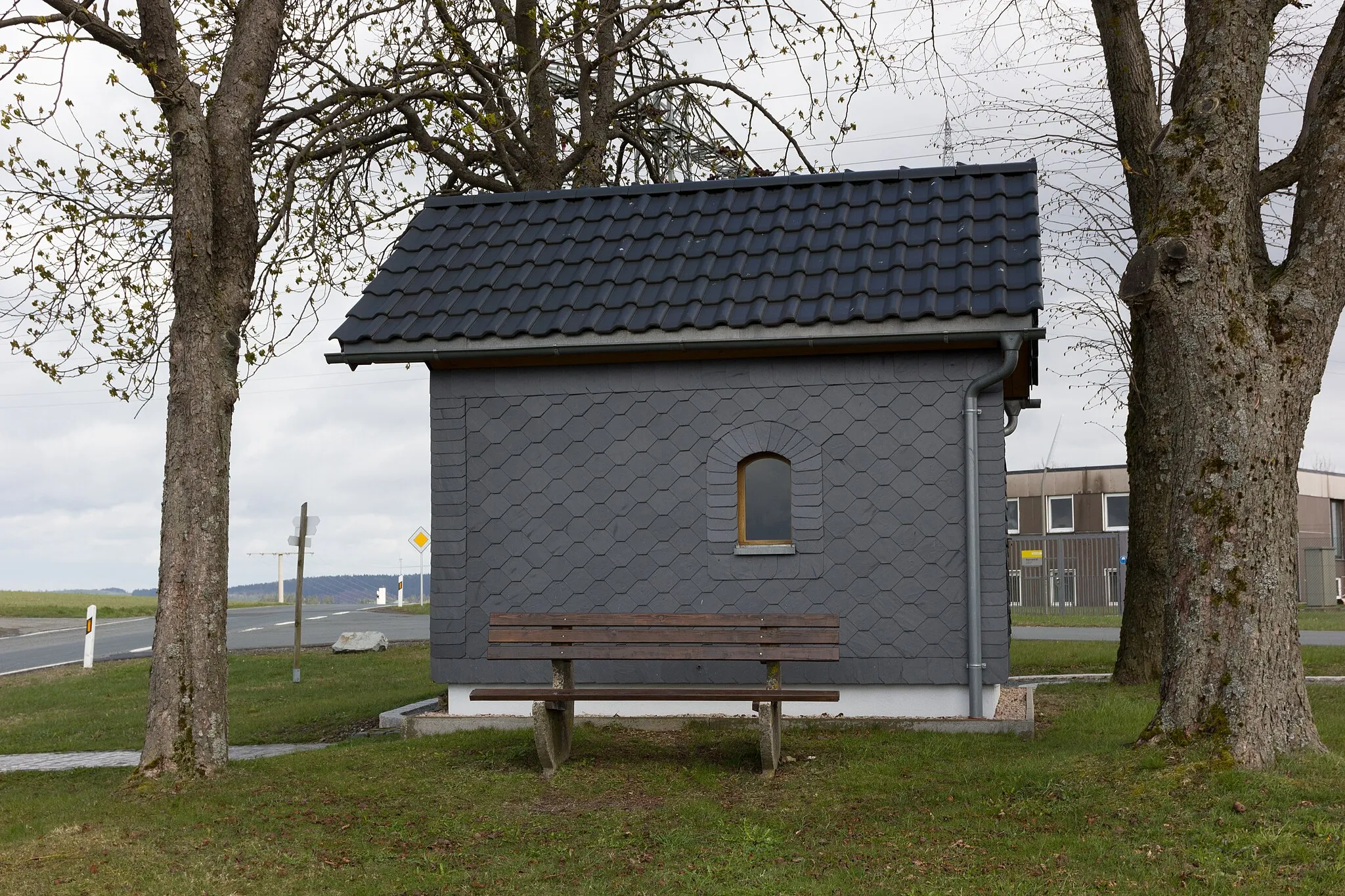 Photo showing: Wegekapelle in Windheim an der Straße nach Steinbach am Wald