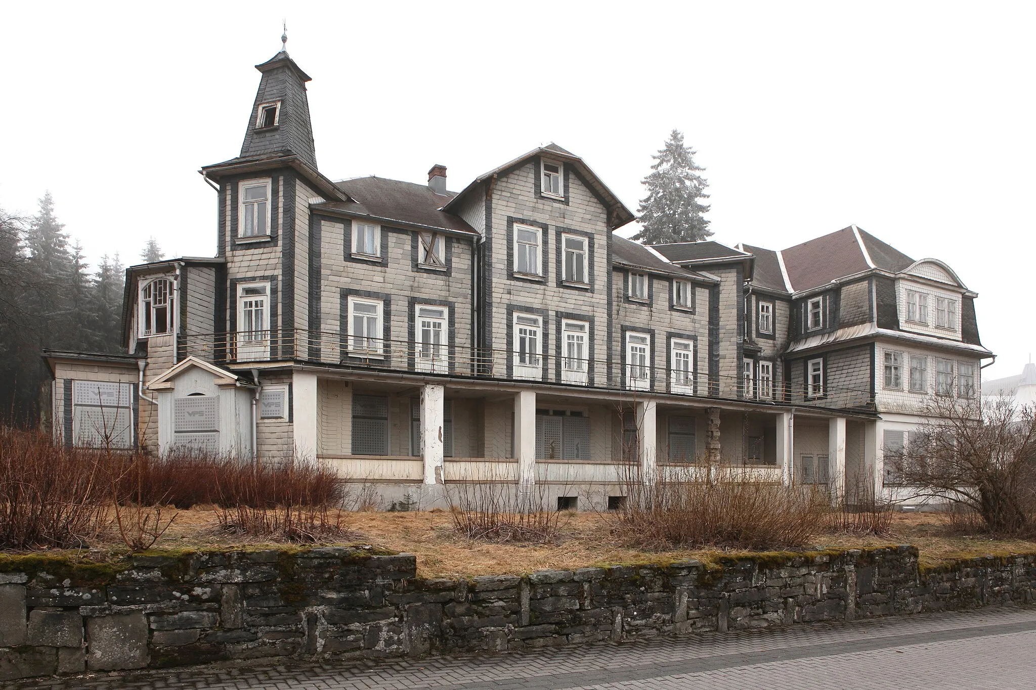 Photo showing: Kurhaus Masserberg