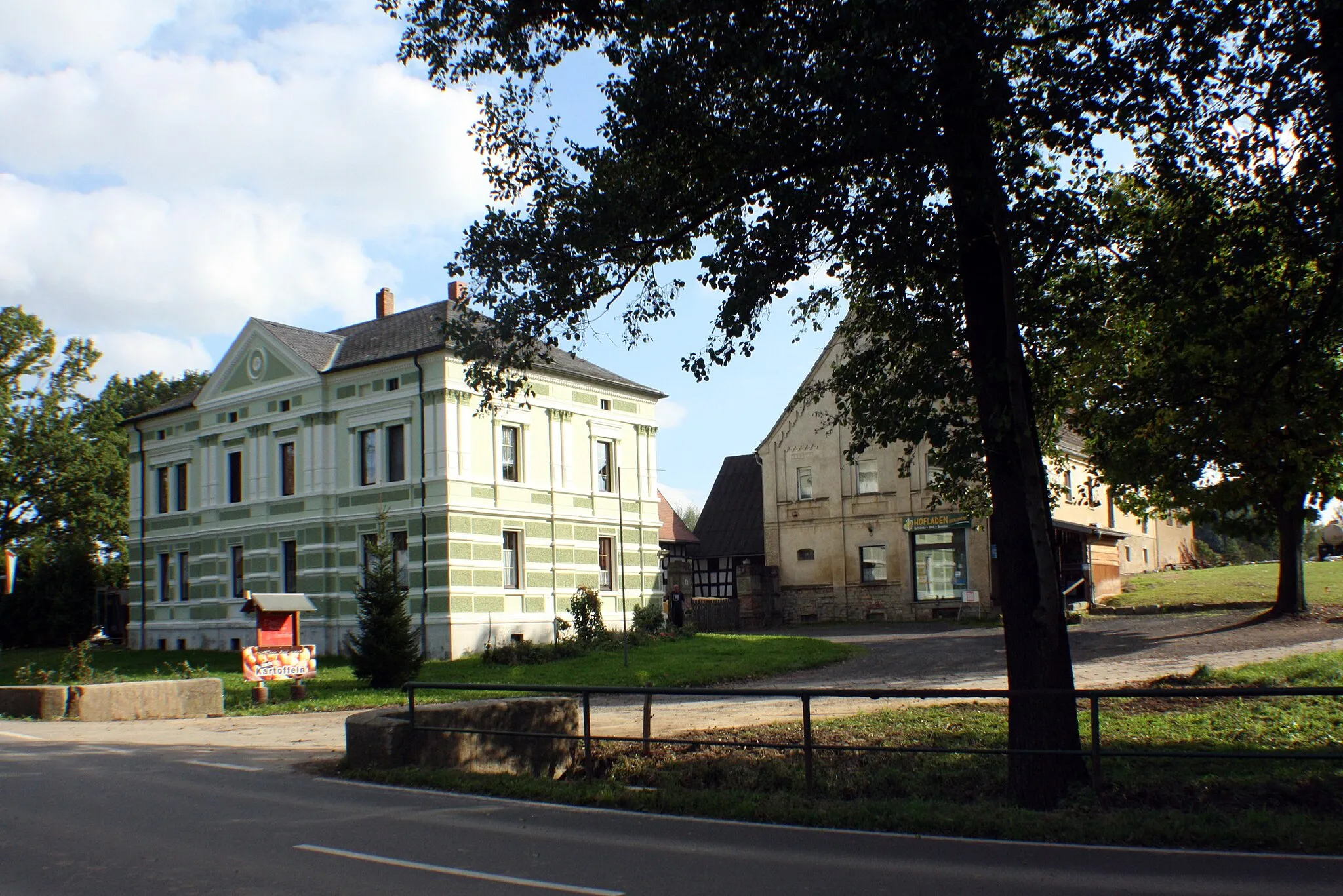 Photo showing: Estate in Brahmenau-Waaswitz near Gera/Thuringia