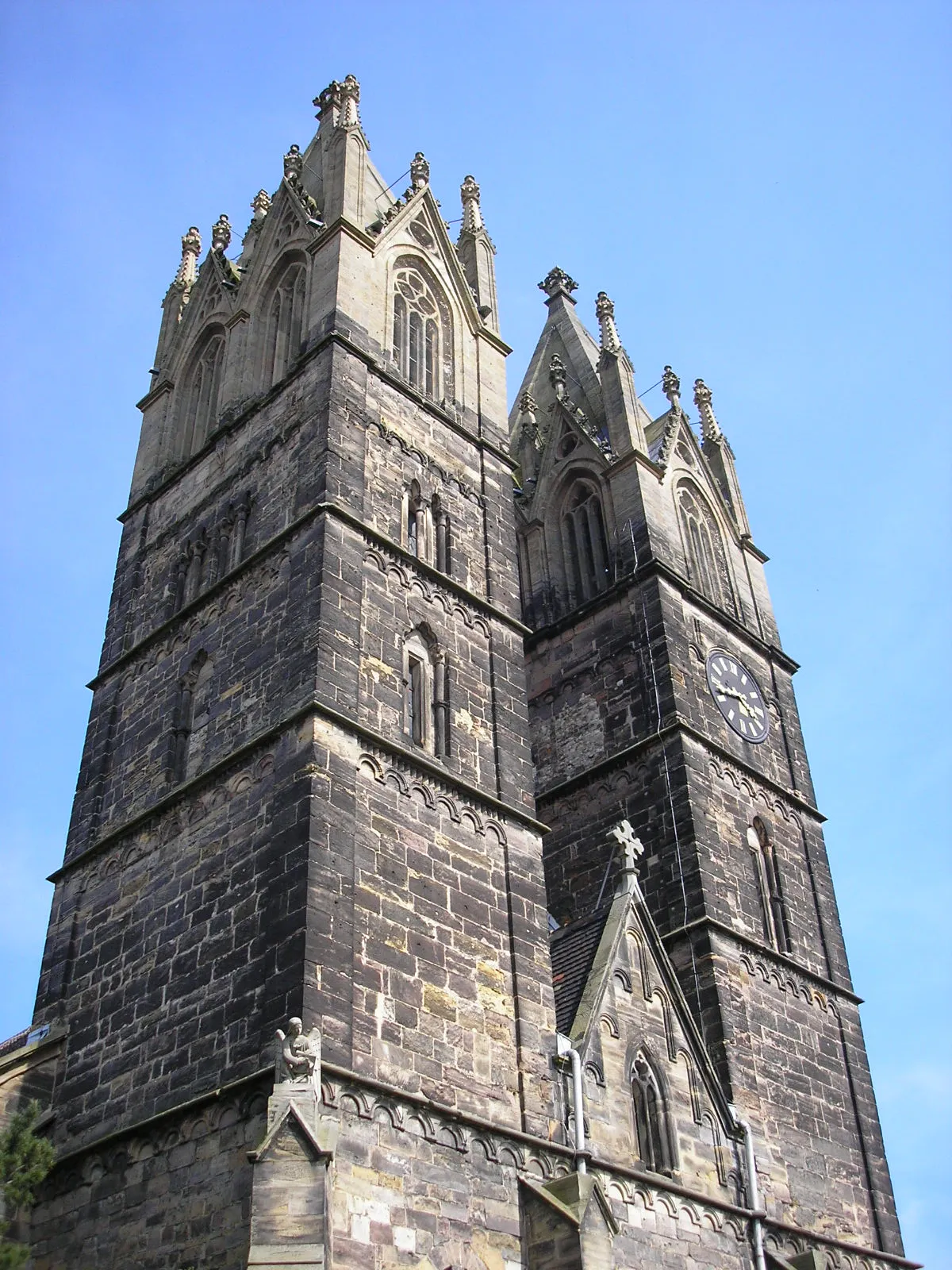 Photo showing: Das Westwerk der Stadtkirche von Stadtilm (Thüringen).