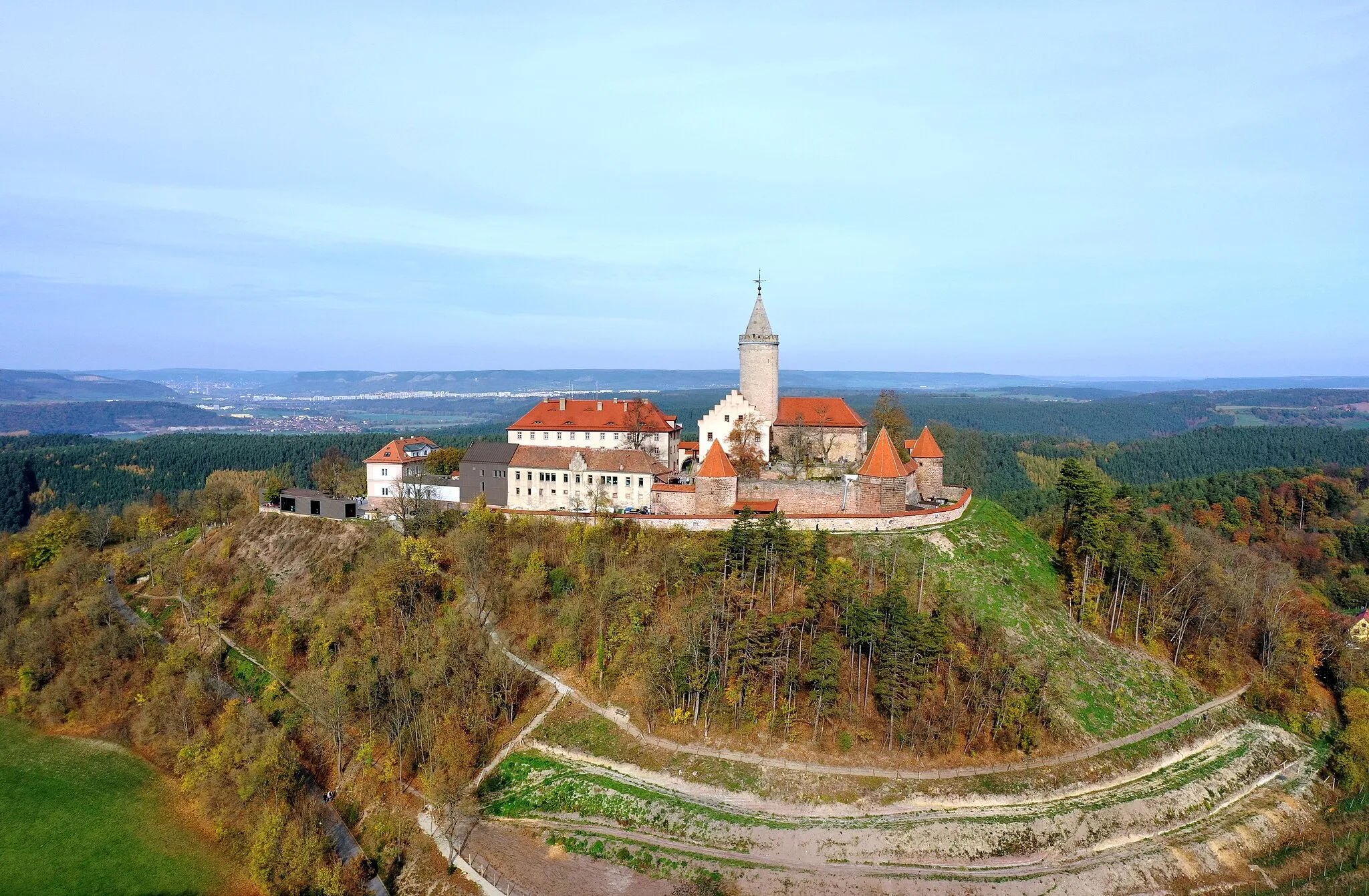 Photo showing: Leuchtenburg castle , near Kahla, Thuringia, Germany Oct 2022, castle and hillside