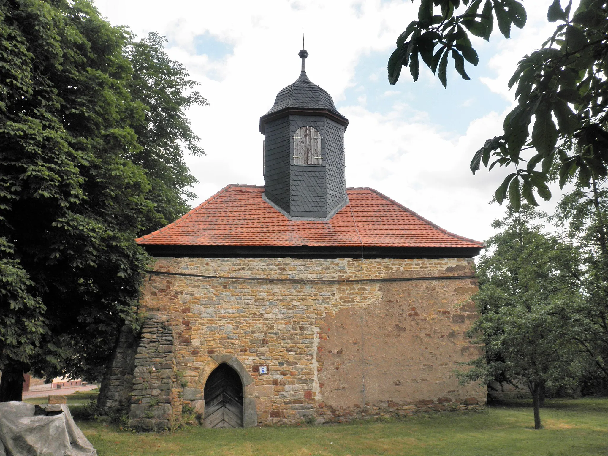 Photo showing: Church St. Petri in Schloßvippach (Thuringia)