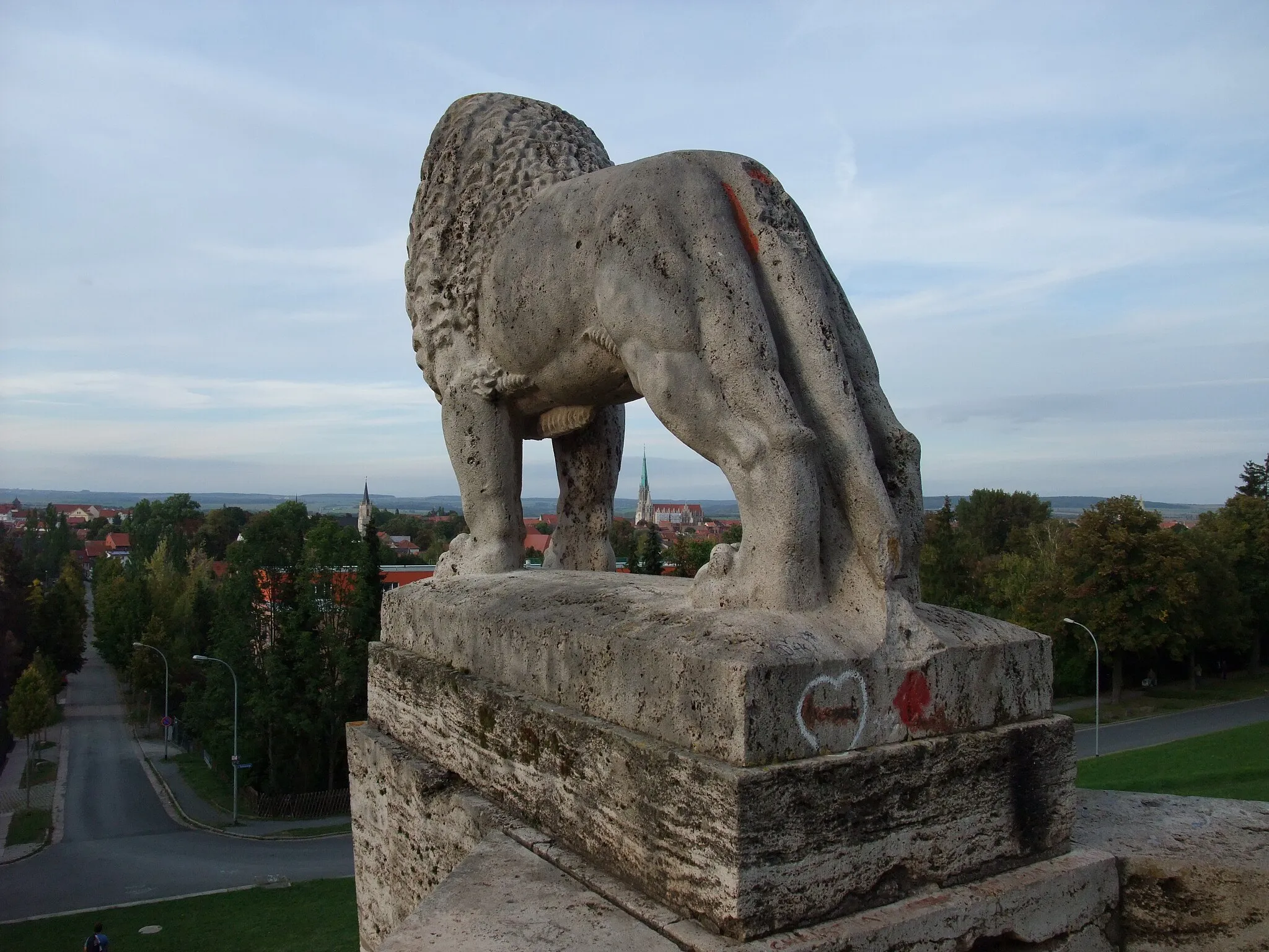 Photo showing: View from World War I monument "Löwendenkmal" over Mühlhausen/Thüringen.