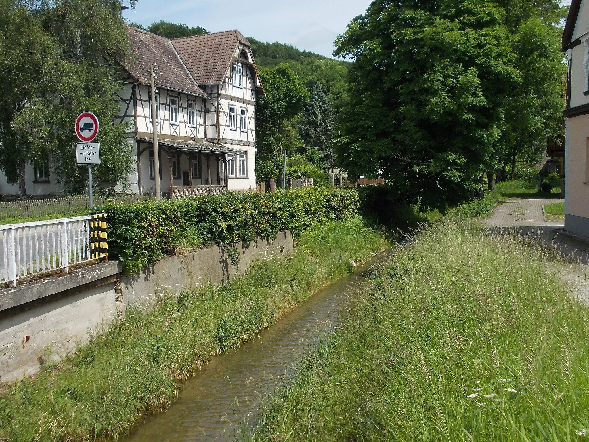 Photo showing: At the Lossa river in Rastenberg (Sömmerda district, Thuringia)