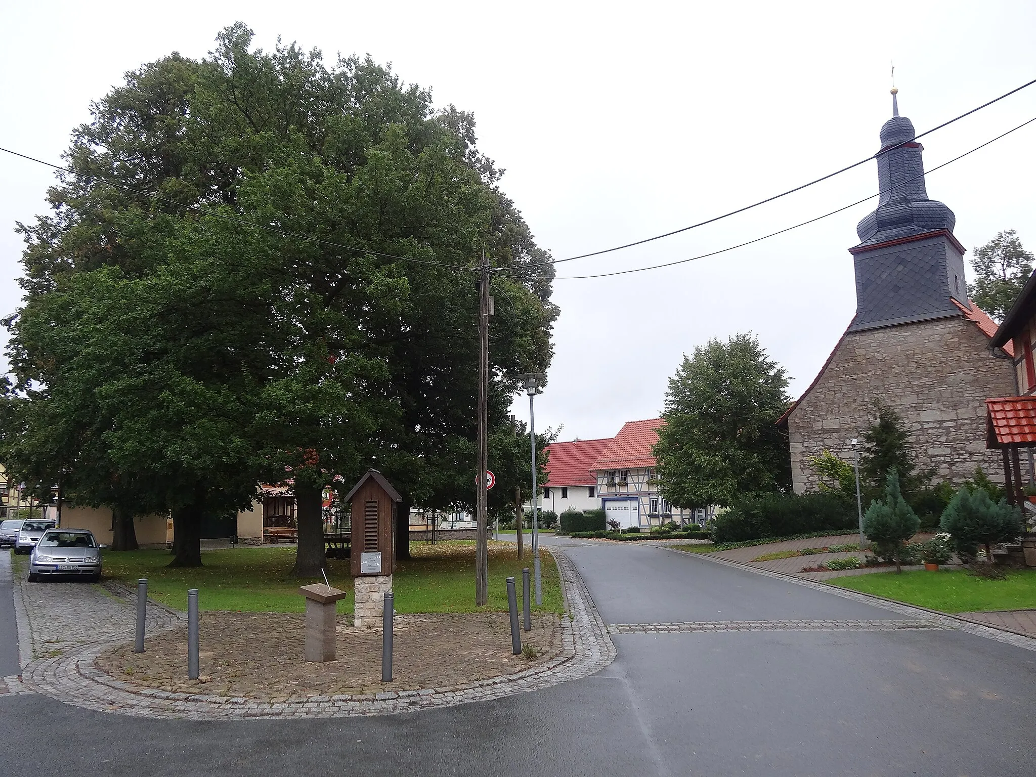 Photo showing: Square in Kaltohmfeld, Thuringia, Germany