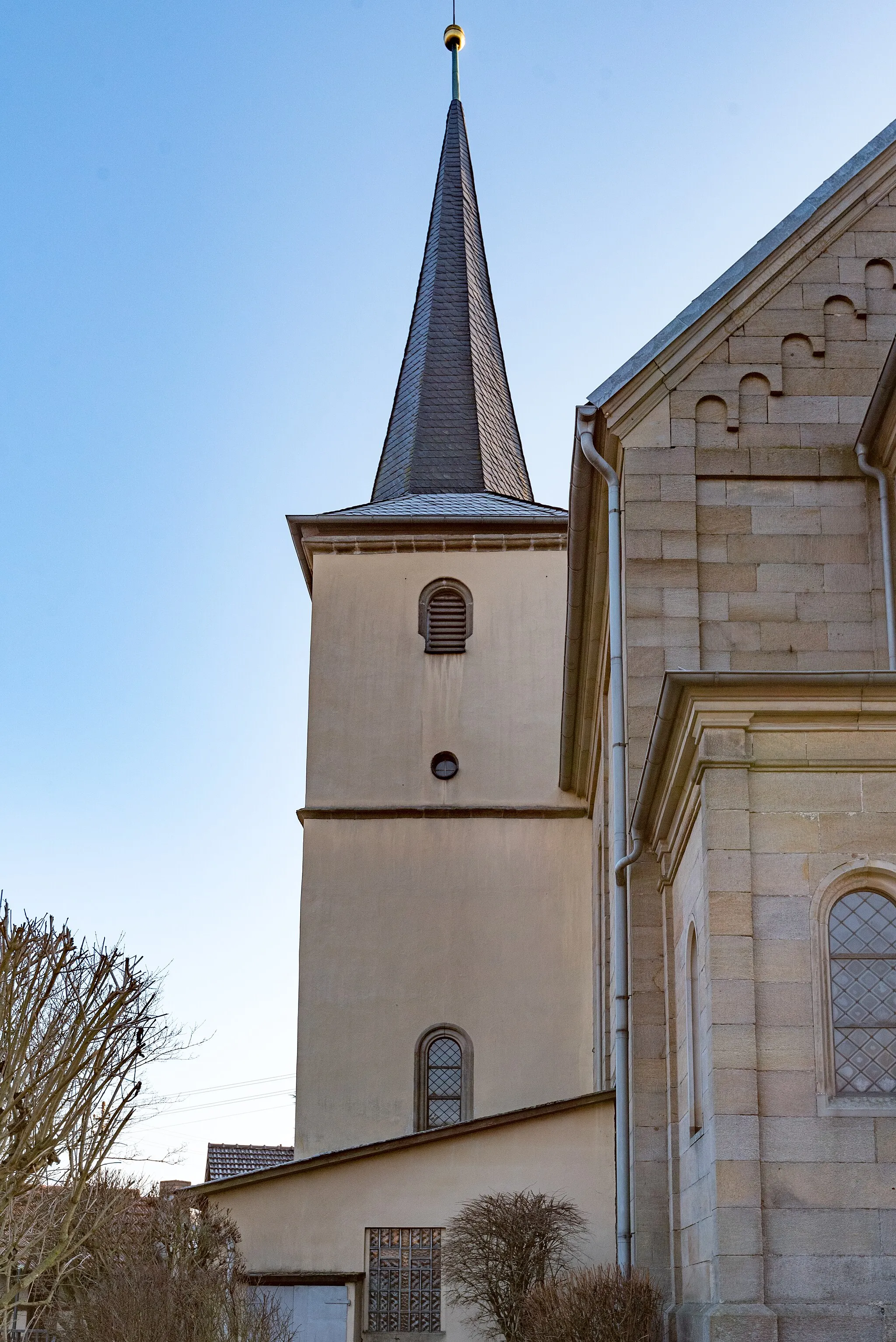 Photo showing: Burgpreppach, Ueschersdorf, Evang.-Luth.-Kirche