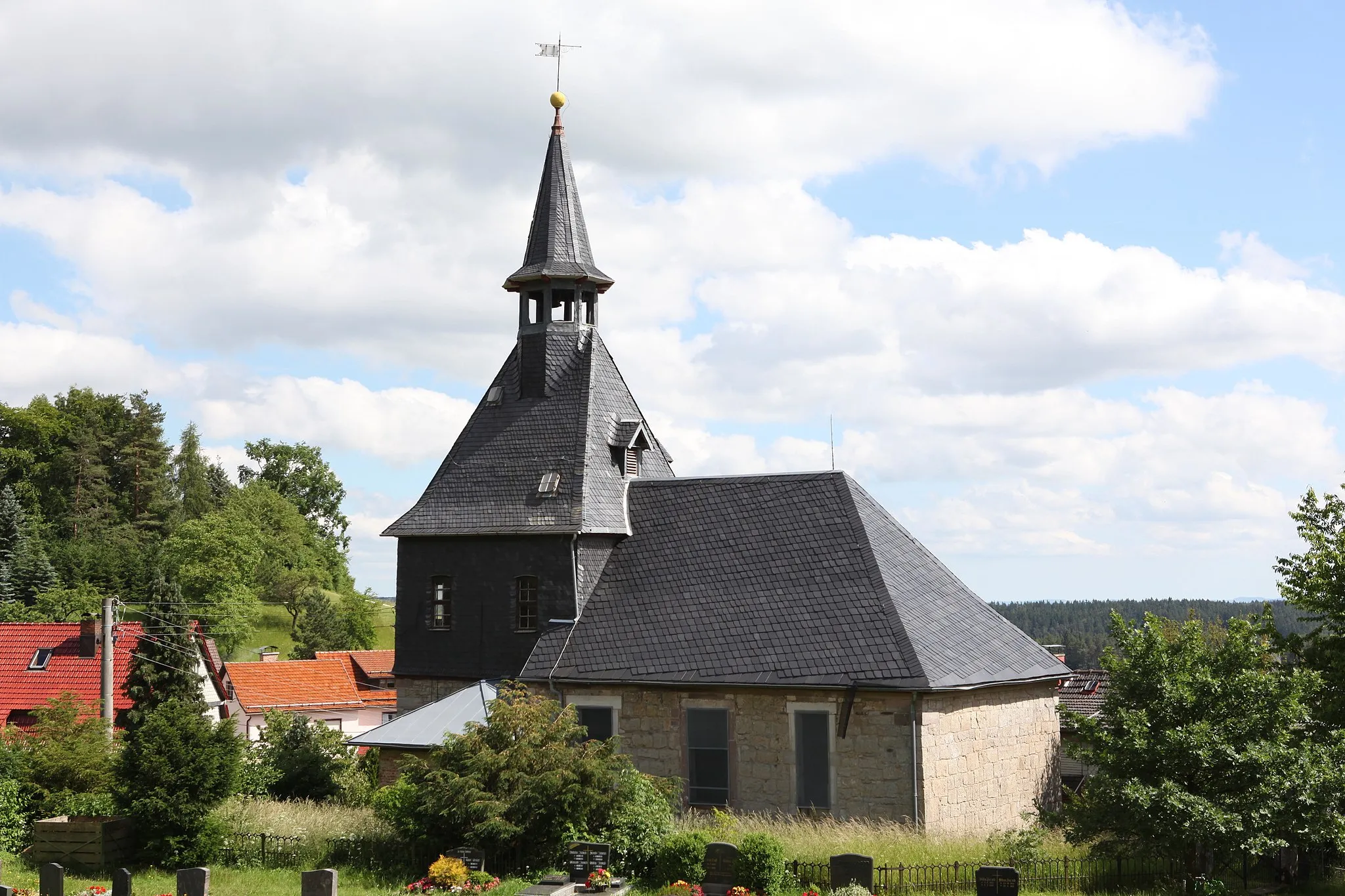 Photo showing: Evangelisch-lutherische Kirche Katharinenkirche in Meschenbach, OT von Frankenblick, Thüringen