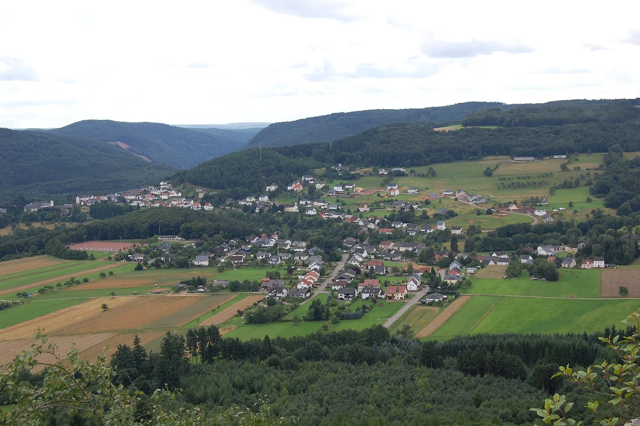 Photo showing: Taben-Rodt vom Aussichtspunkt "Auf Maunert" fotografiert (2008)