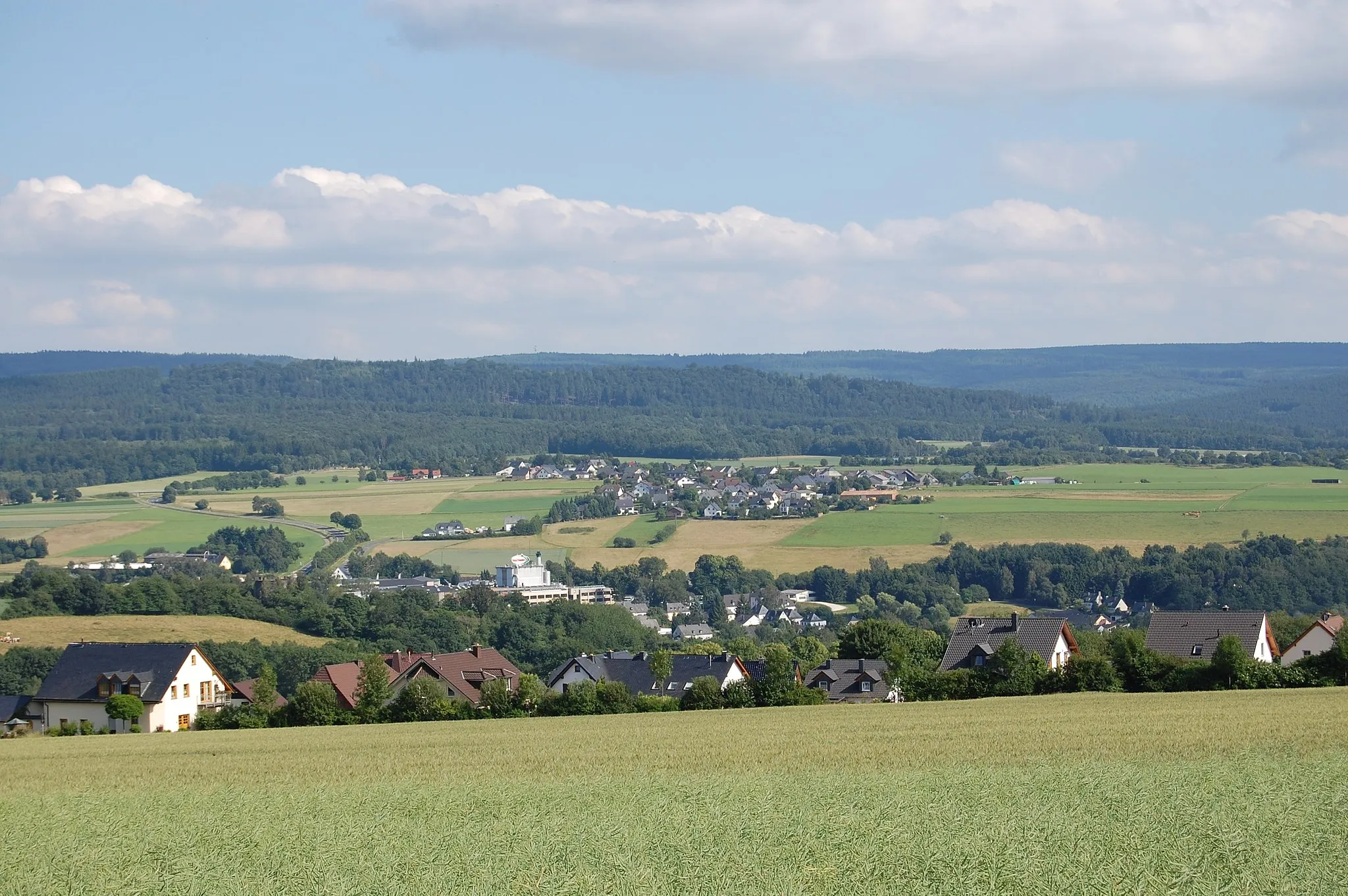 Photo showing: Villages Thalfang and Bäsch in the Hunsrück landscape, Germany