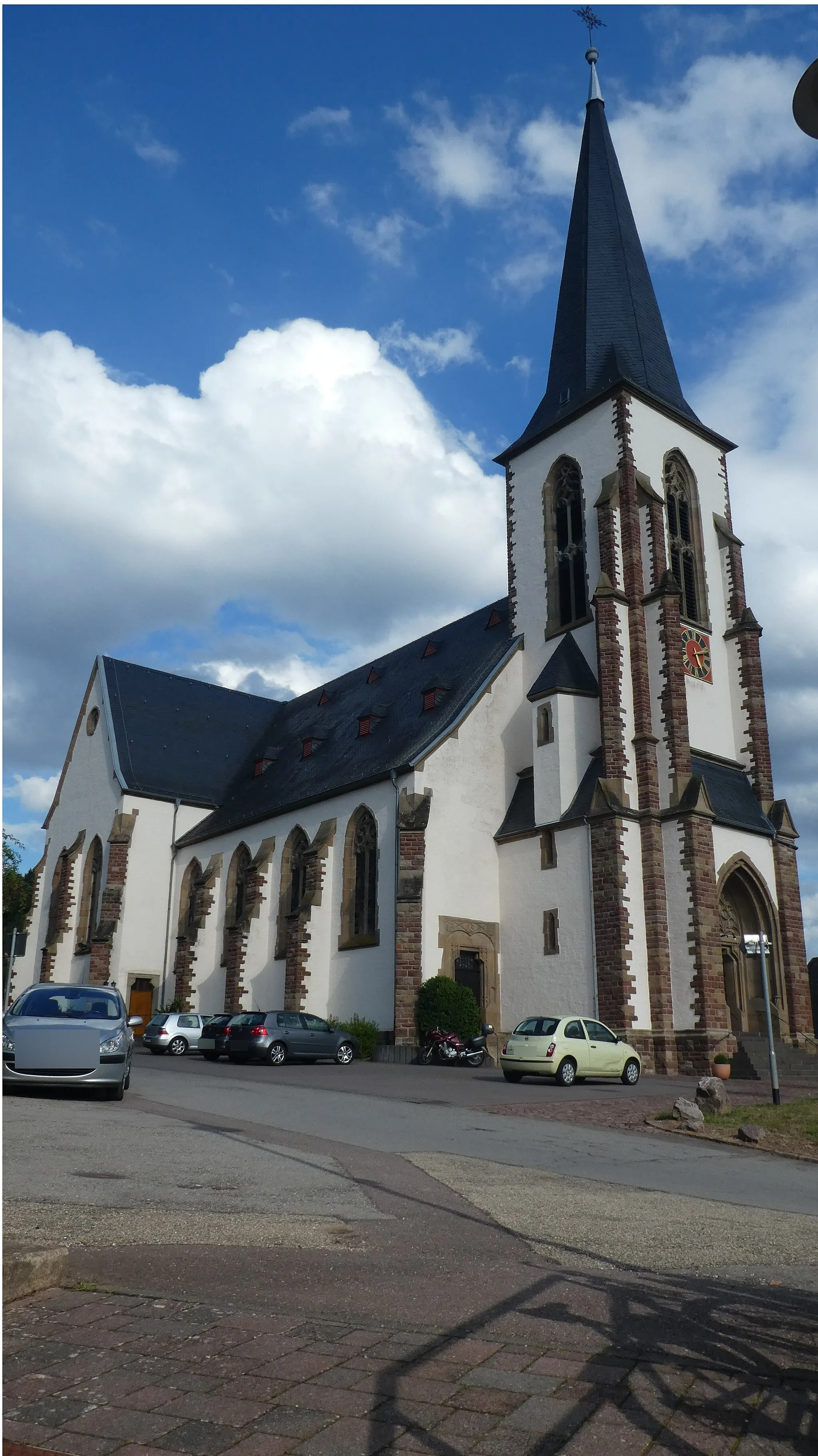 Photo showing: Katholische Pfarrkirche St. Peter und Paul