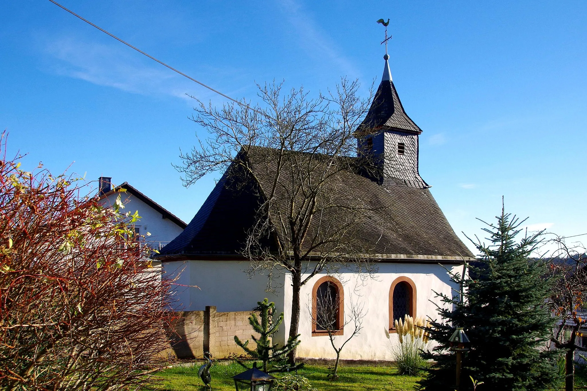 Photo showing: St. Maternus (Kradenbach), Westseite