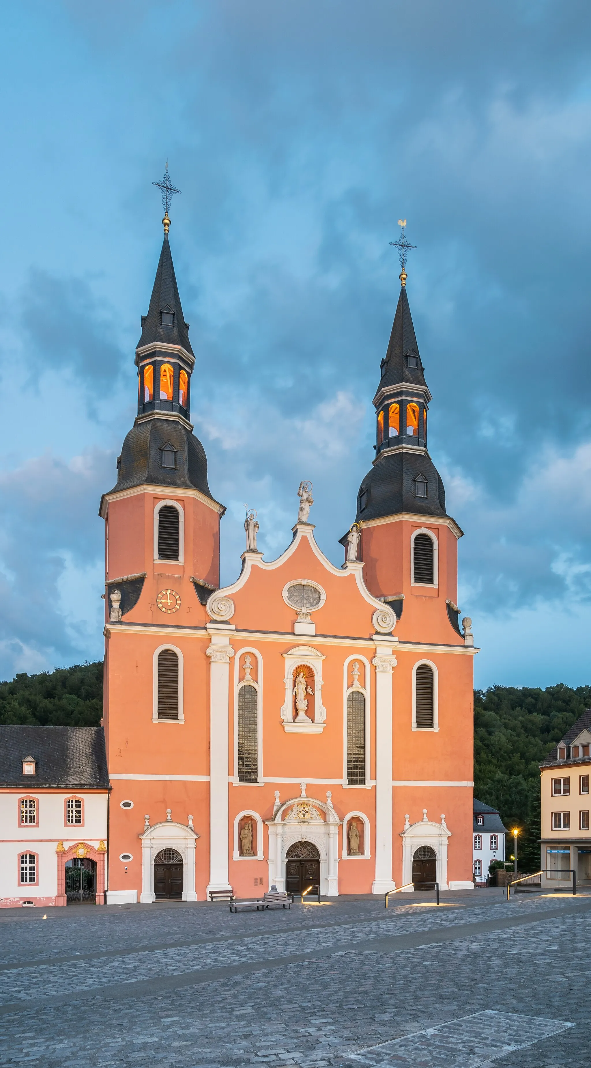 Photo showing: Salvator basilica in Prüm, Rhineland-Palatinate, Germany