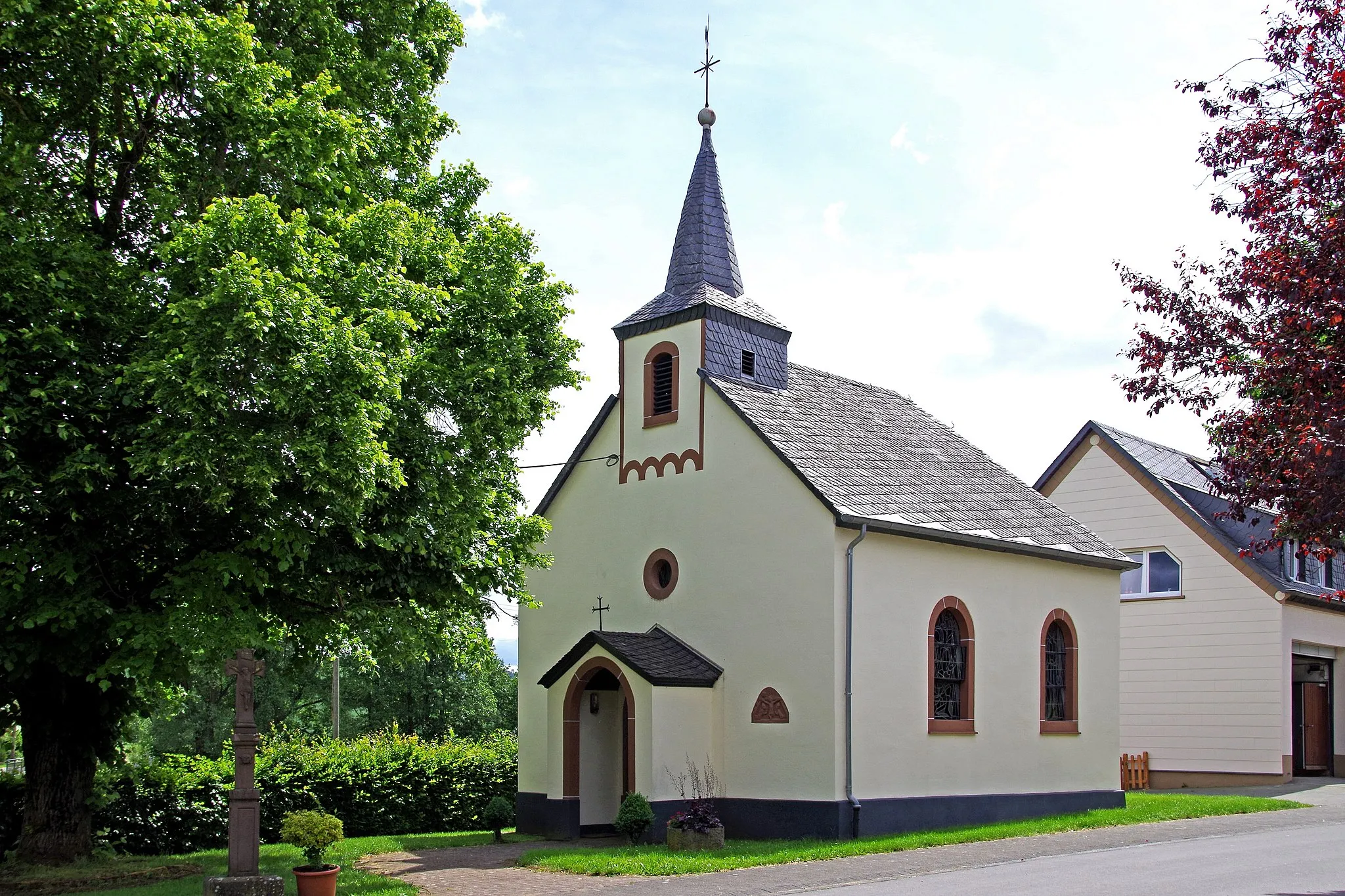Photo showing: St. Josef (Dingdorf), Nordwestansicht